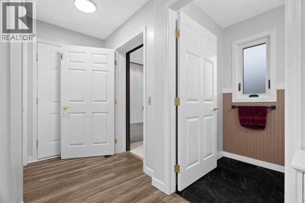 411 Lineham Acres Bay NW, photo 25 of 50