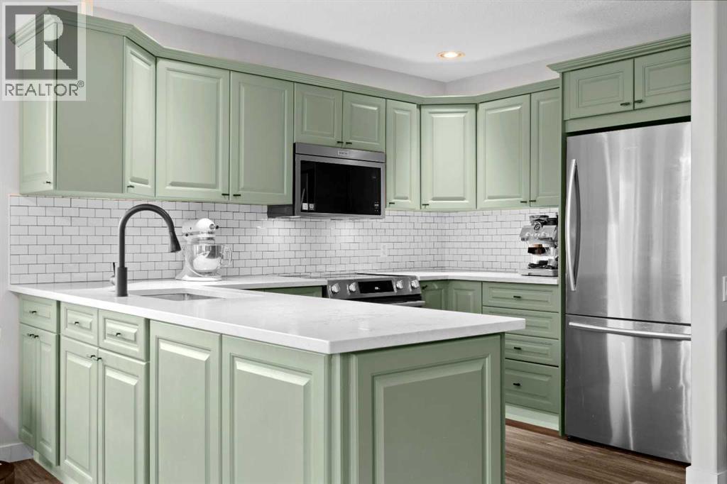 411 Lineham Acres Bay NW, photo 13 of 50