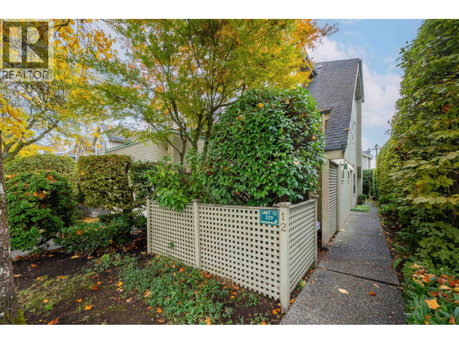 12 229 E 8th Street, North Vancouver — photo 29