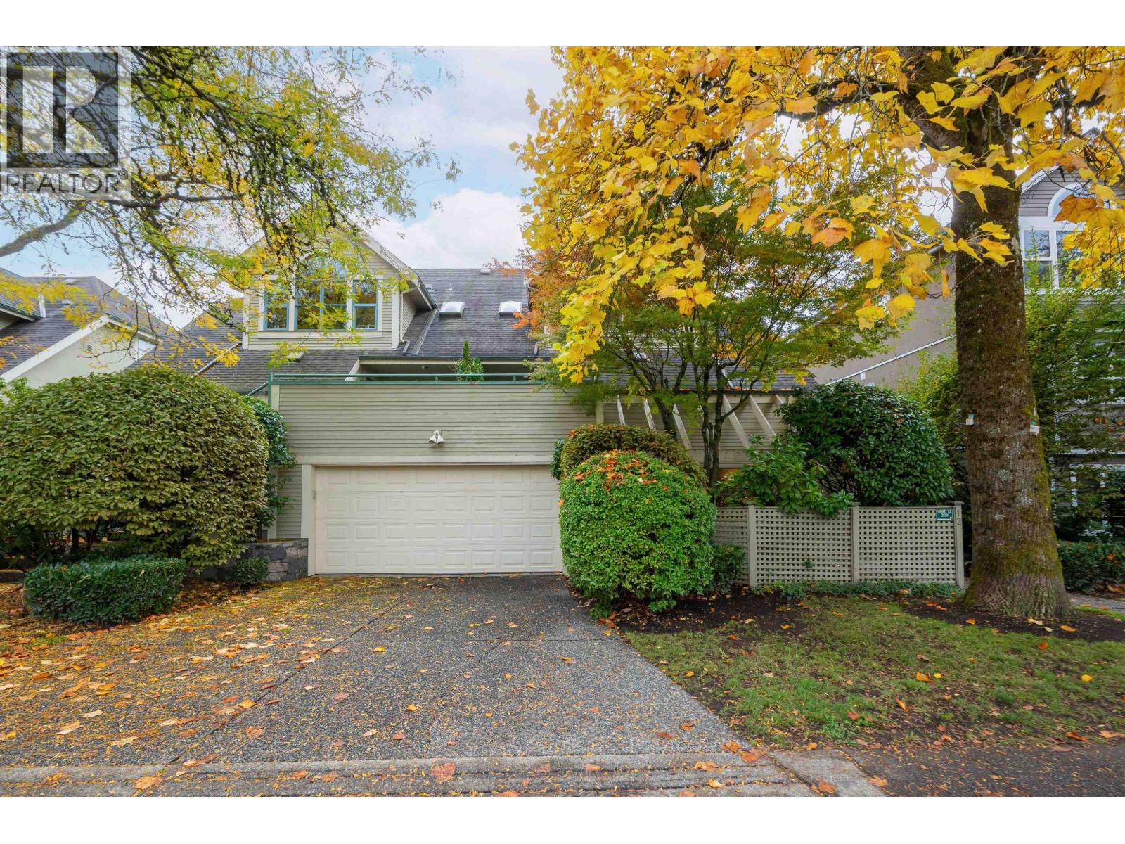 12 229 E 8th Street, North Vancouver — photo 31