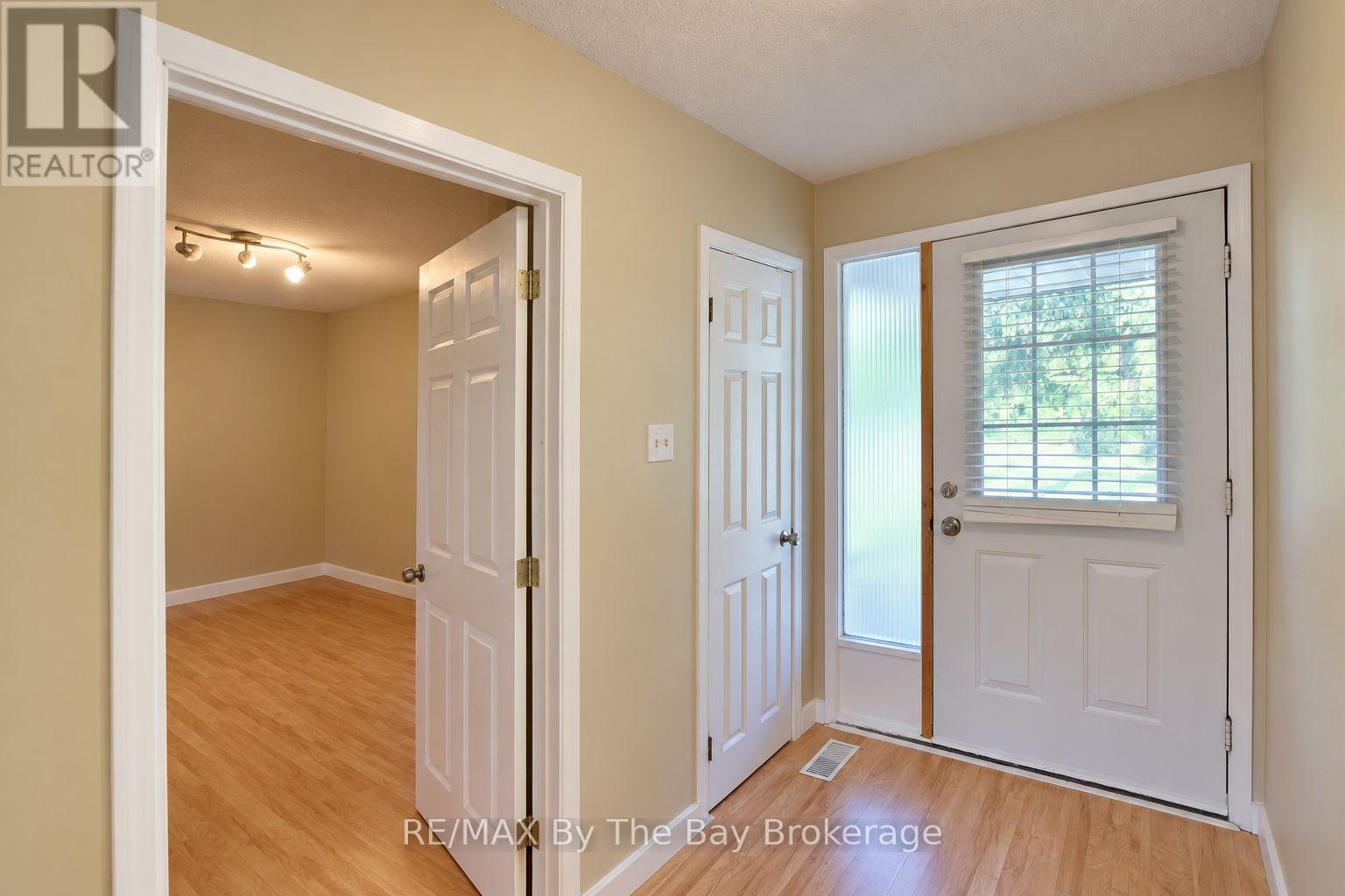 103 Sunnidale Road, Wasaga Beach photo 6