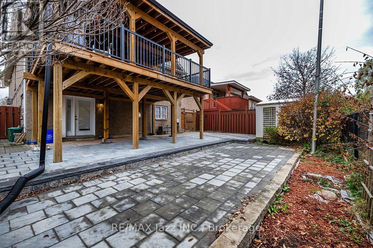Lower- 14 Arnold Crescent, Whitby, ON photo 23