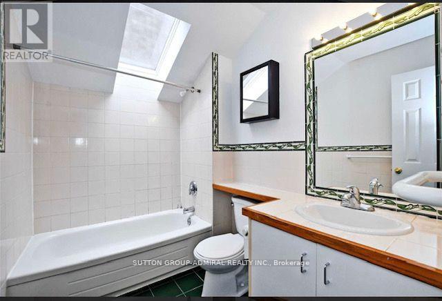 406 ROEHAMPTON AVENUE - 8