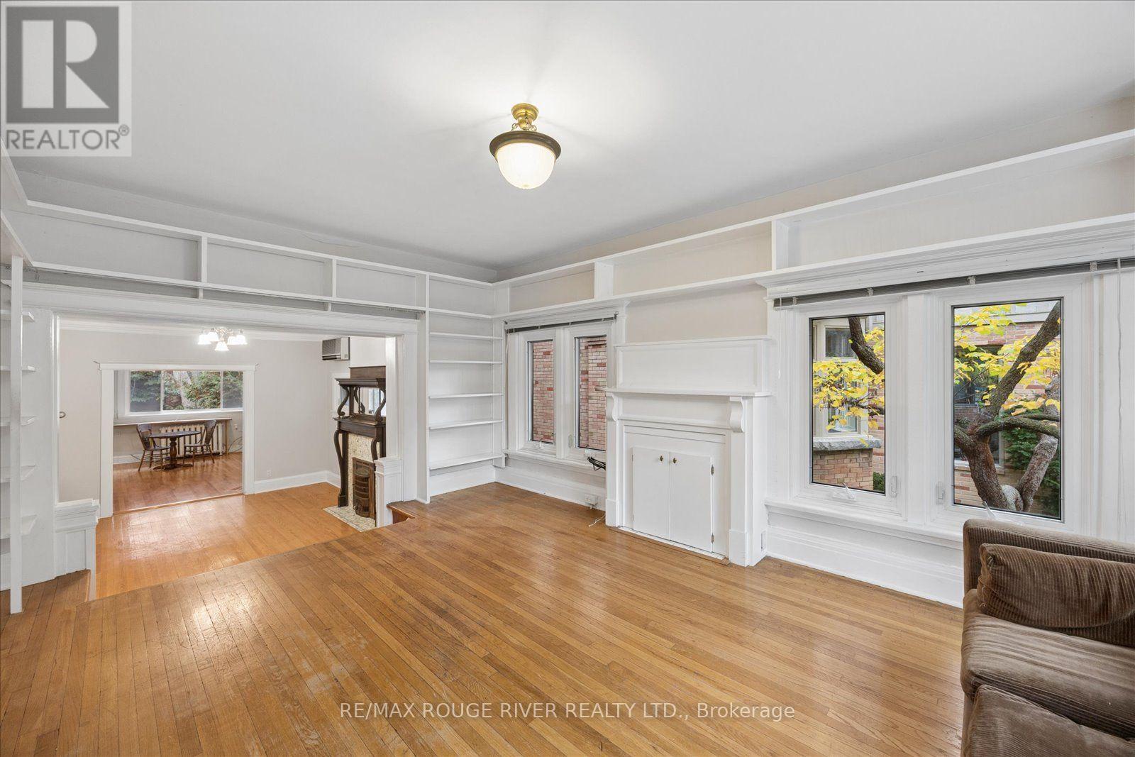 154 WALMER ROAD - 12