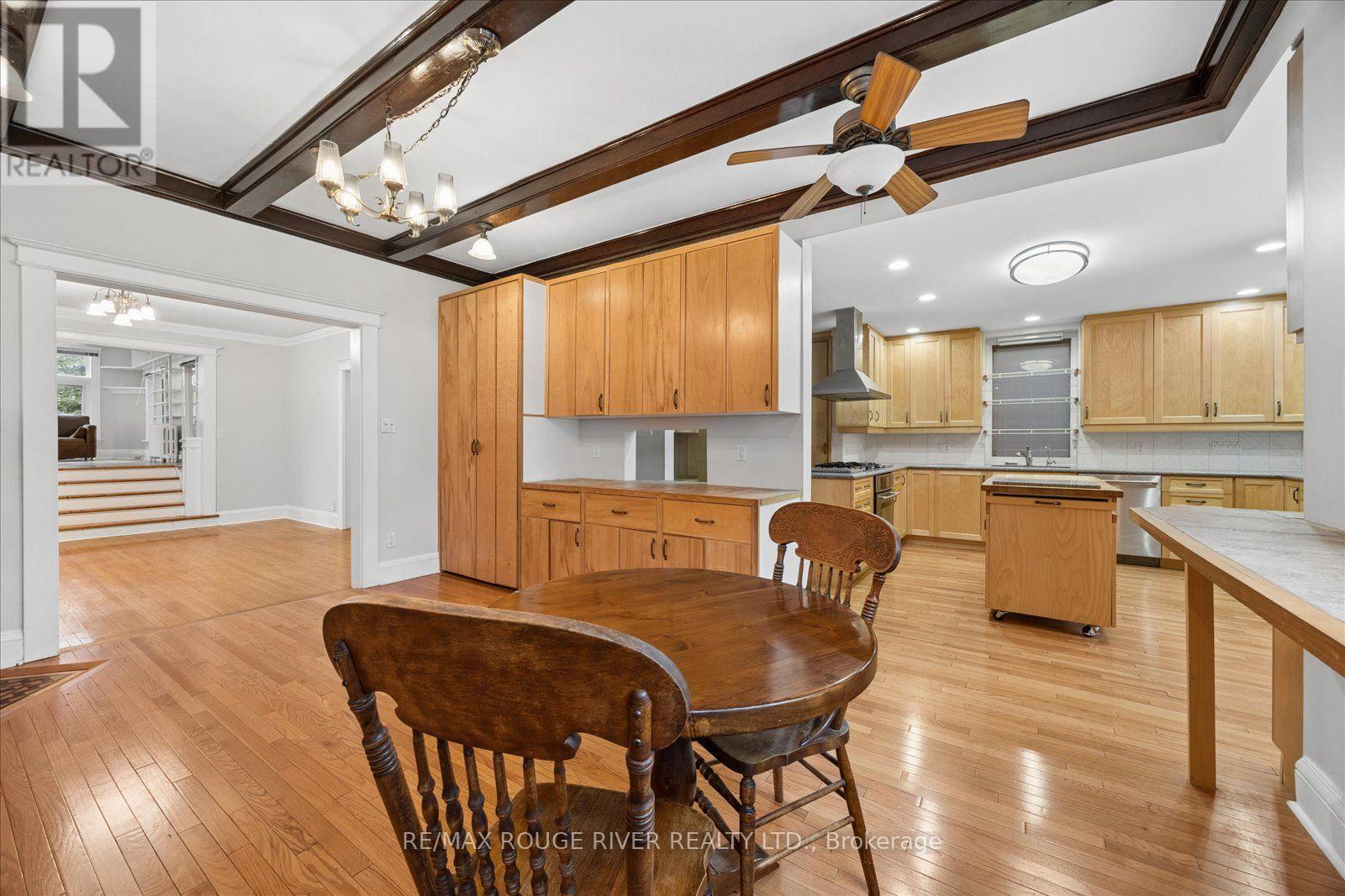 154 WALMER ROAD - 16