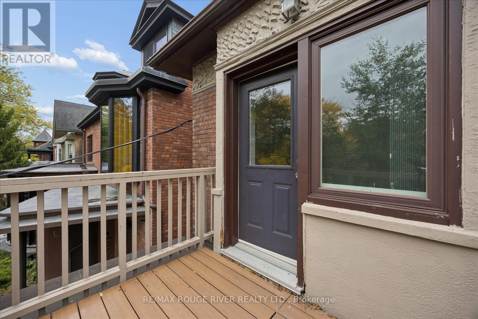 154 WALMER ROAD - 23