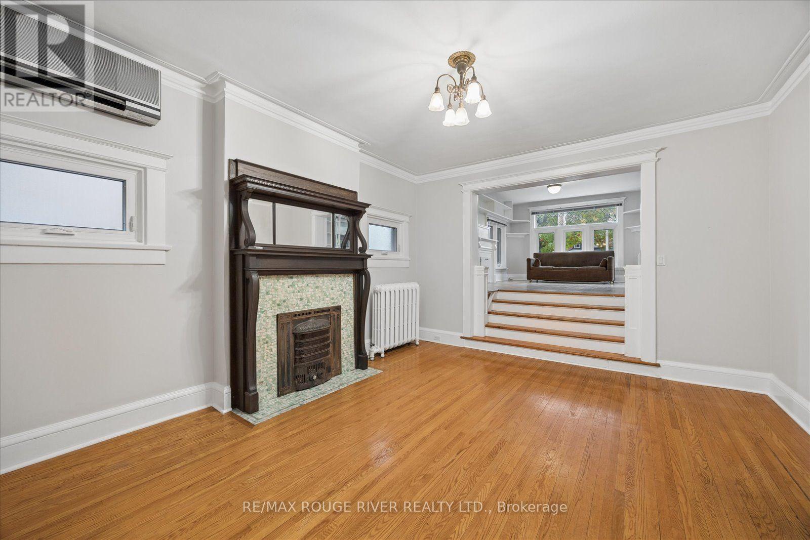 154 WALMER ROAD - 9