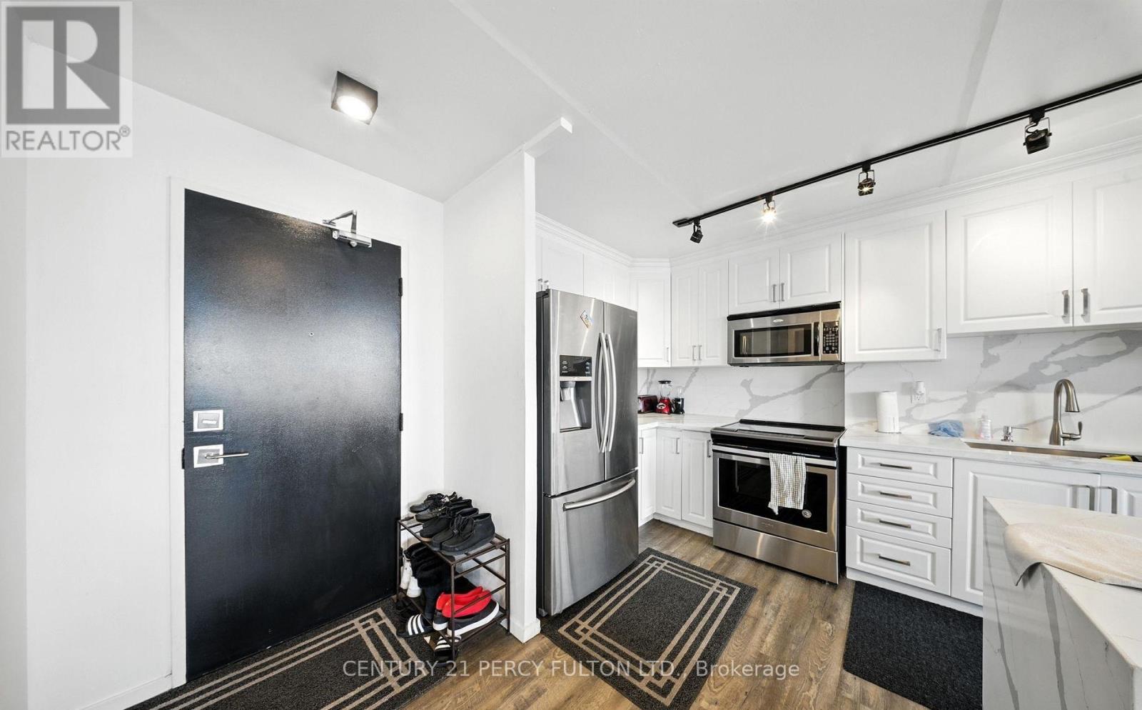 #1212 2 GLAMORGAN AVENUE - 9