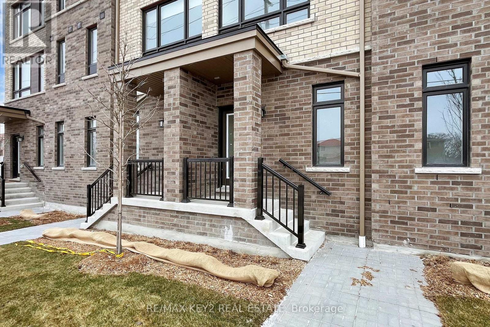 1204- 1865 Pickering Parkway, Pickering, ON photo 2