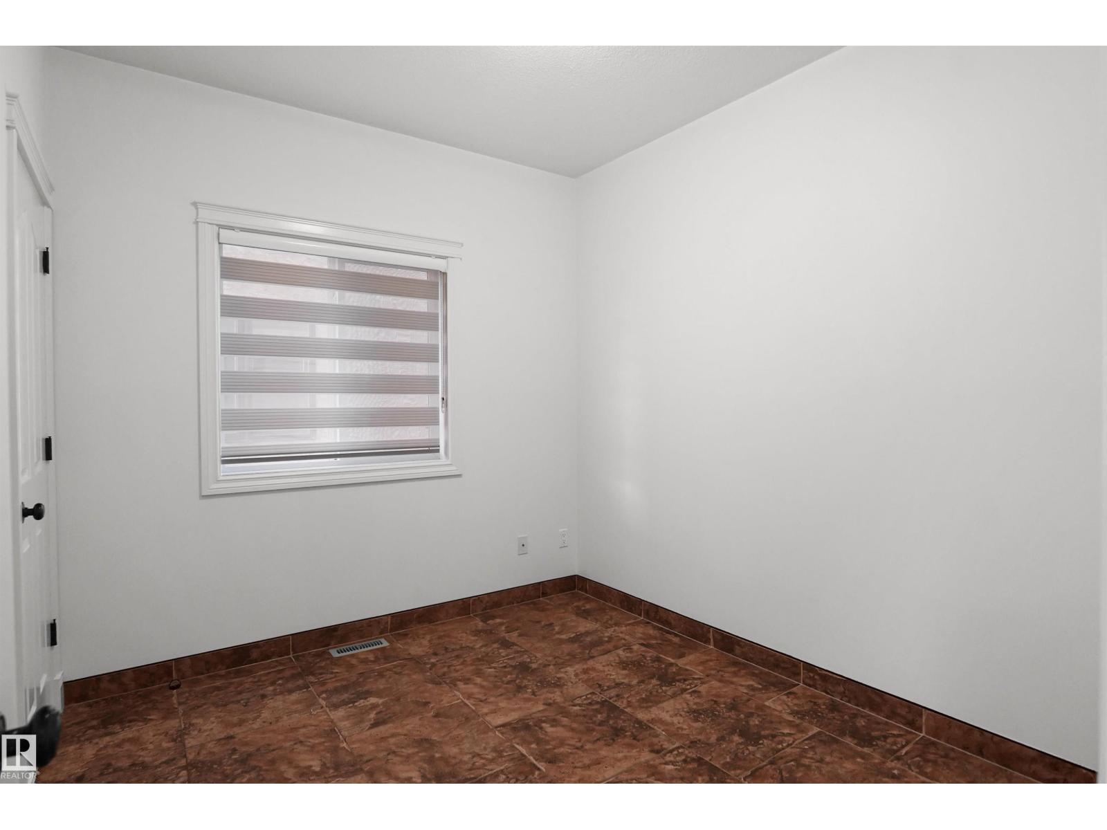 13512 160 AV NW, Edmonton — photo 22