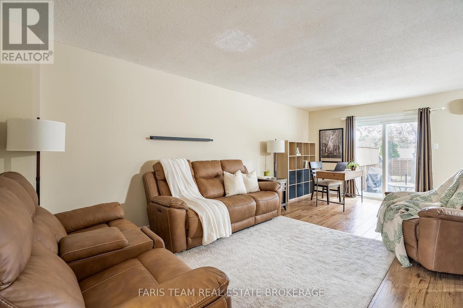 264 Collings Avenue, Bradford West Gwillimbury photo 11