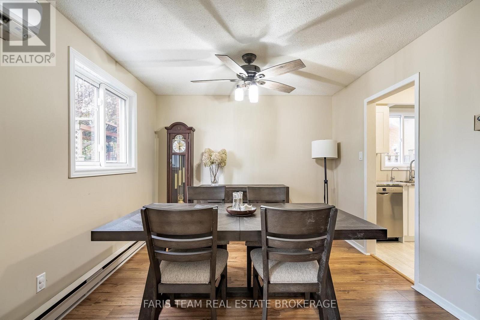 264 Collings Avenue, Bradford West Gwillimbury photo 8