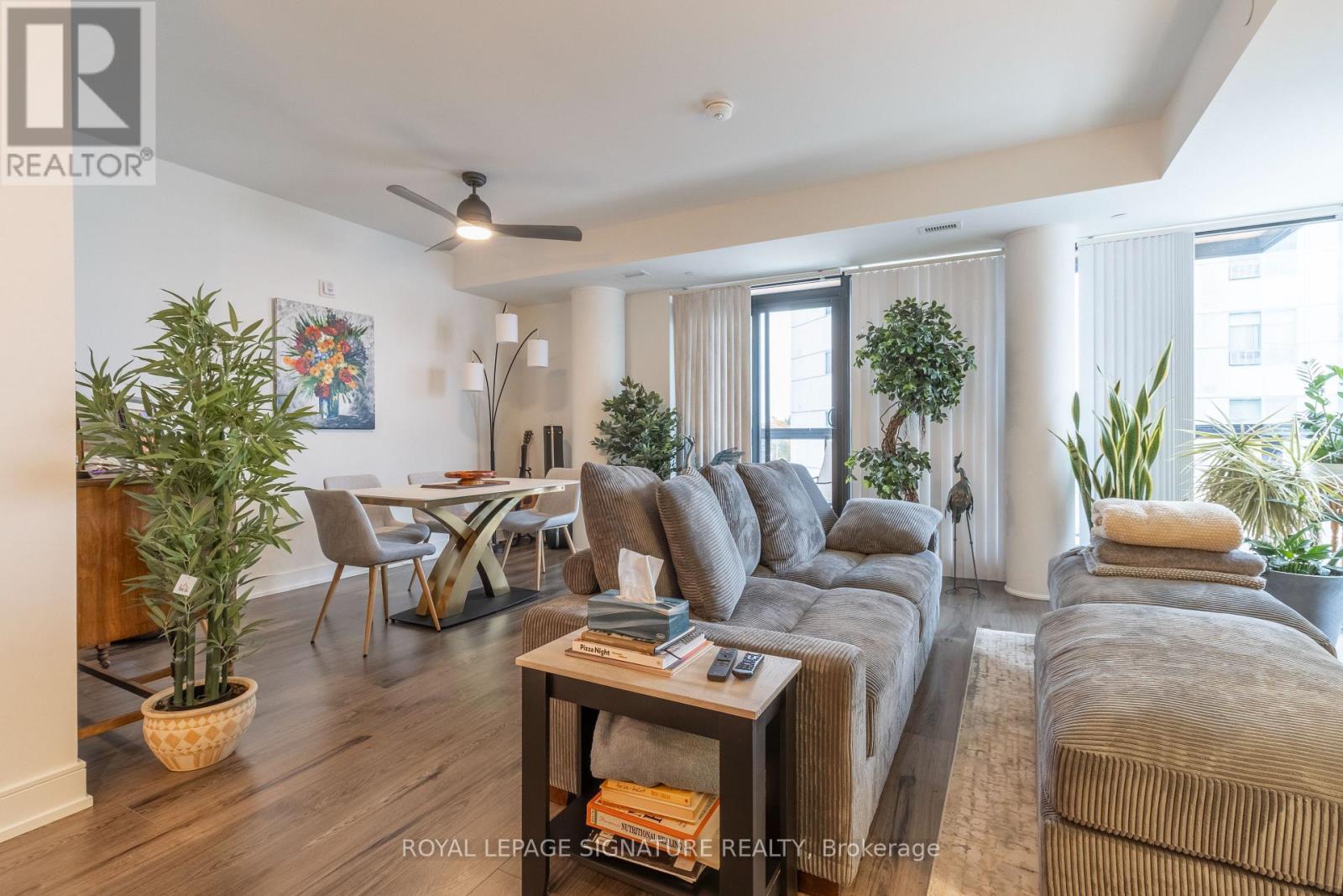 514-185 Dunlop Street, Barrie photo 25