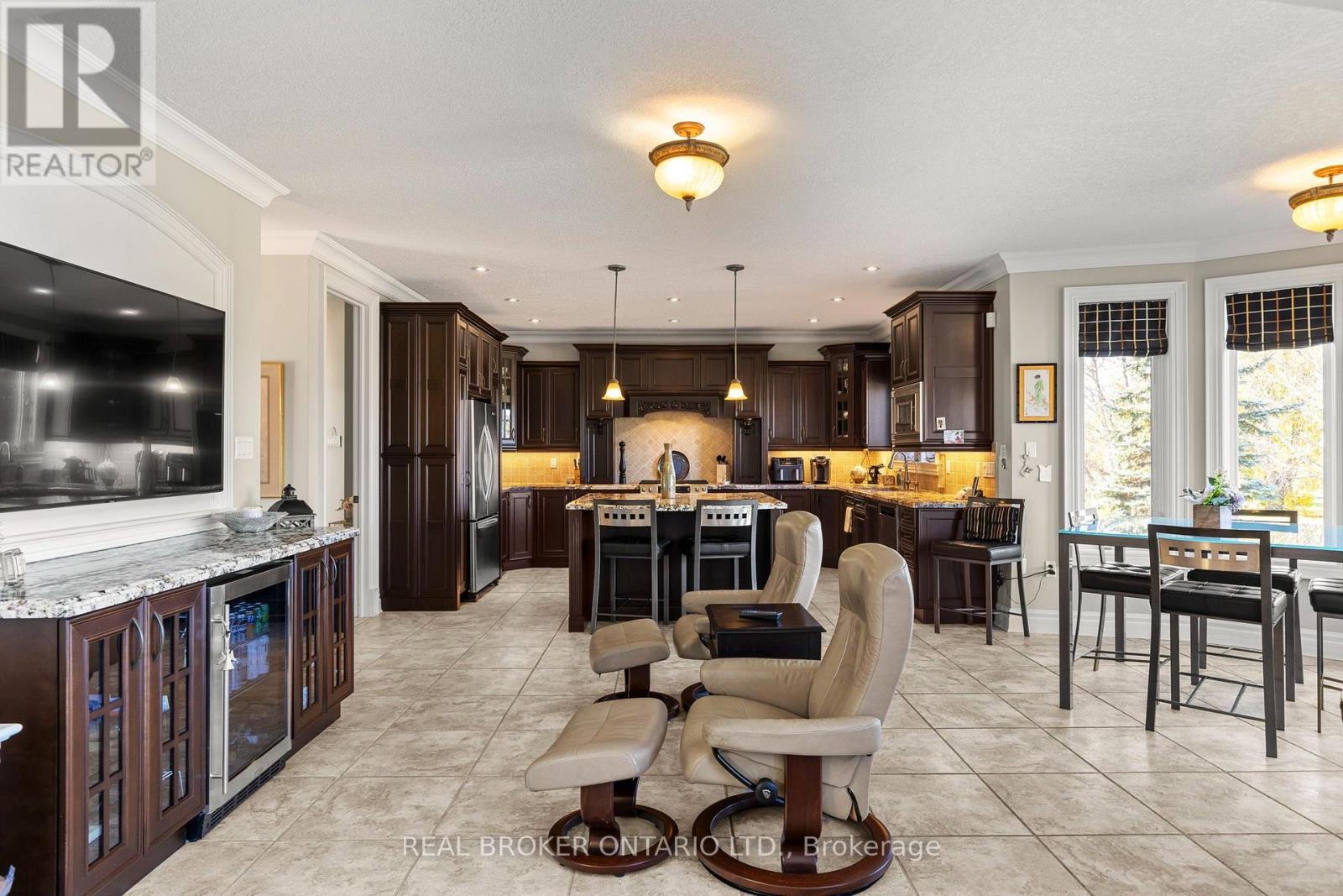 1046 Hurlwood Lane, Severn photo 11