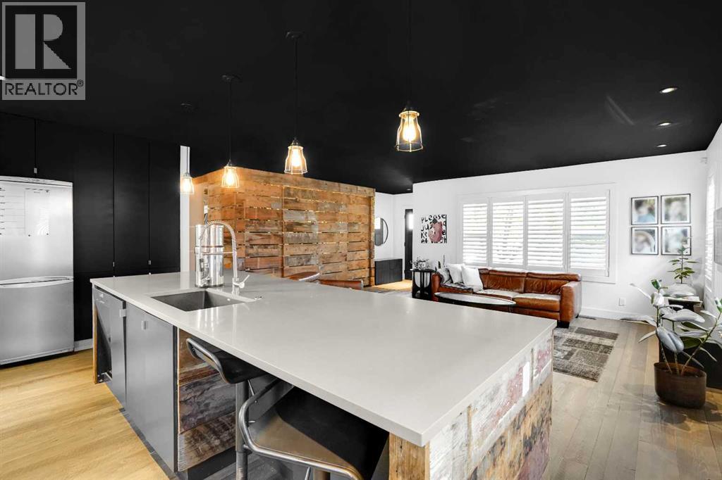 817 4 Street NE, Calgary — photo 10