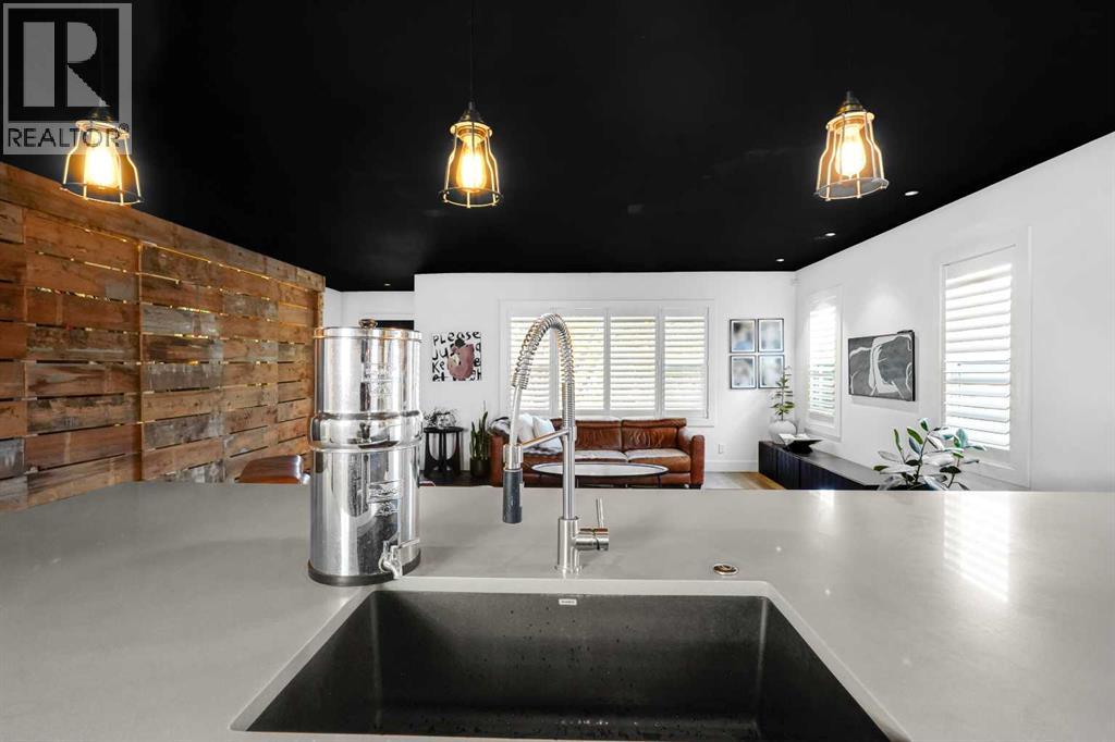 817 4 Street NE, Calgary — photo 14