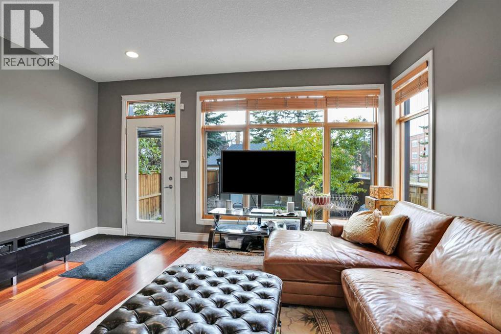 137 11 Avenue NW, Calgary — photo 15