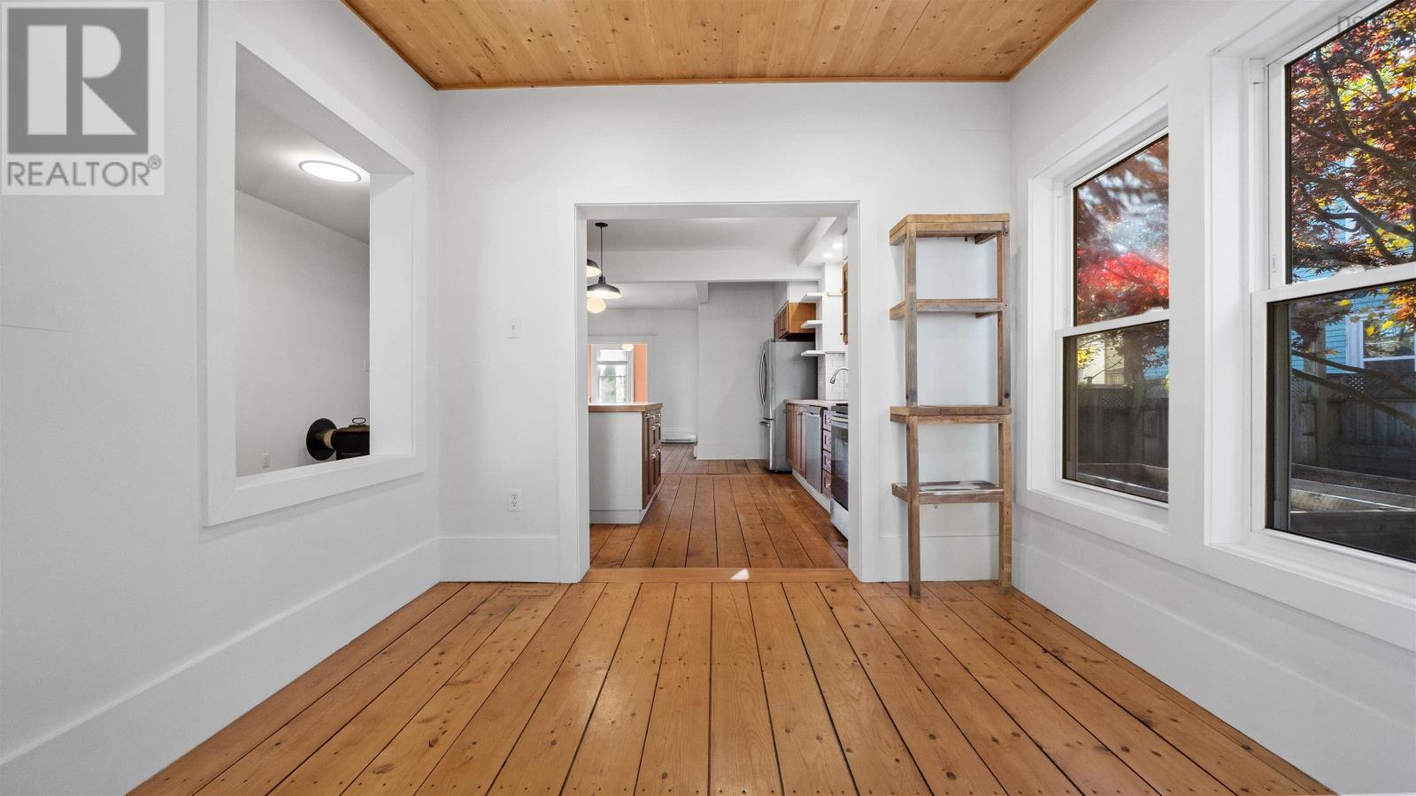 6253 Summit Street - 11