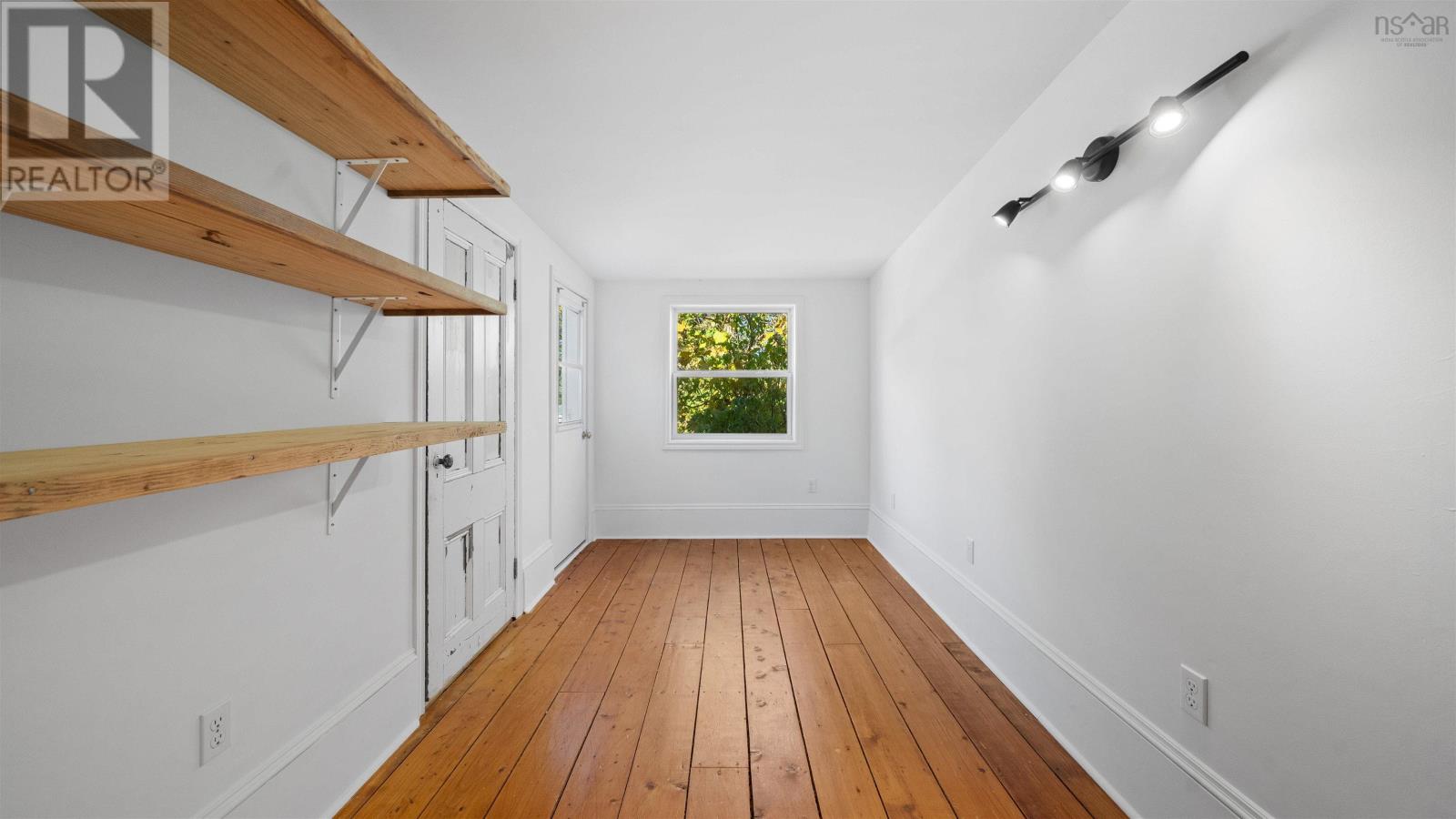 6253 Summit Street - 22