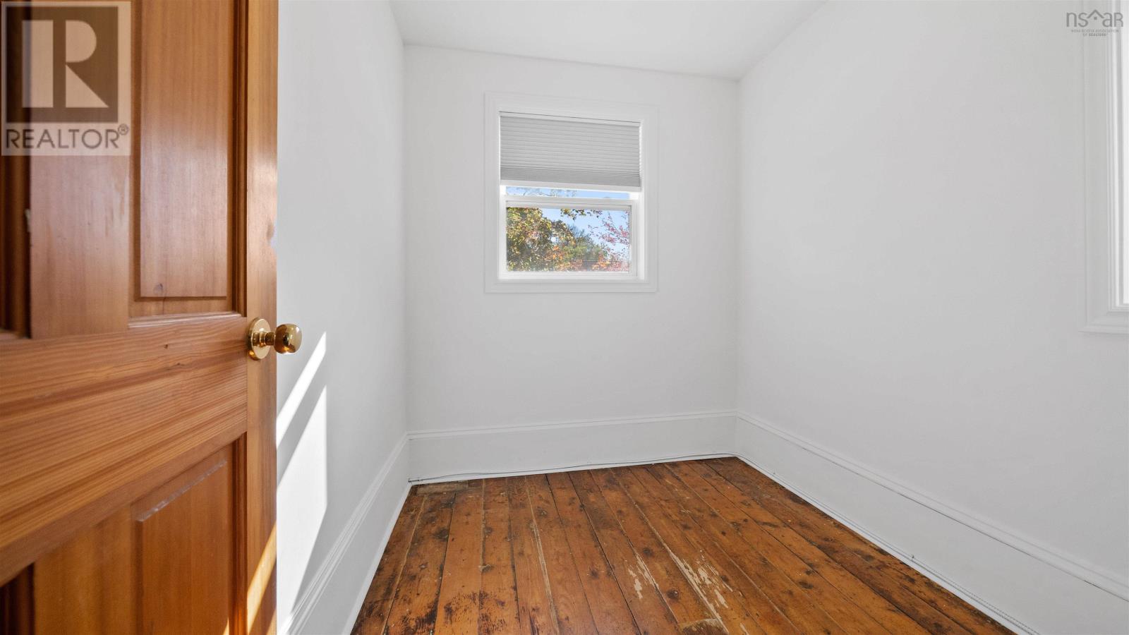 6253 Summit Street - 31