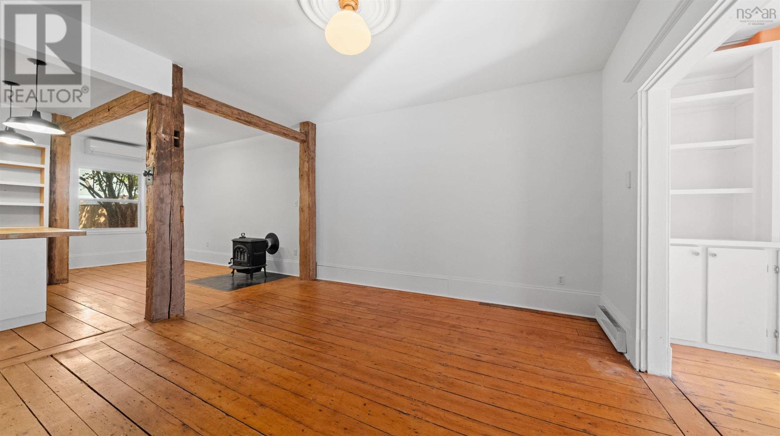 6253 Summit Street - 8