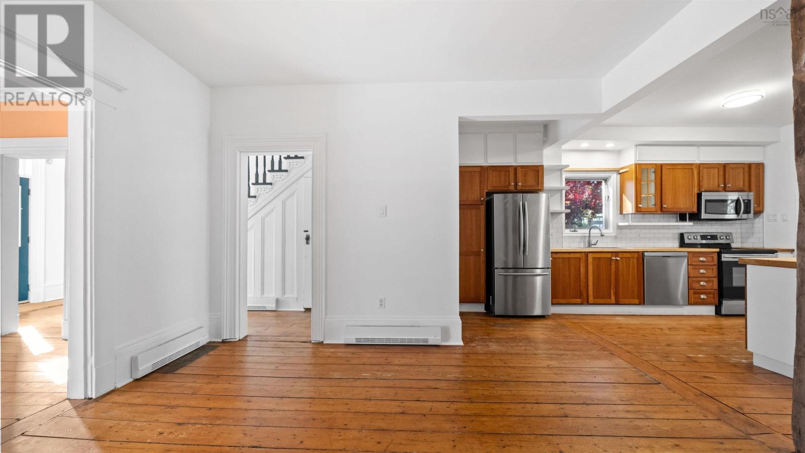 6253 Summit Street - 7