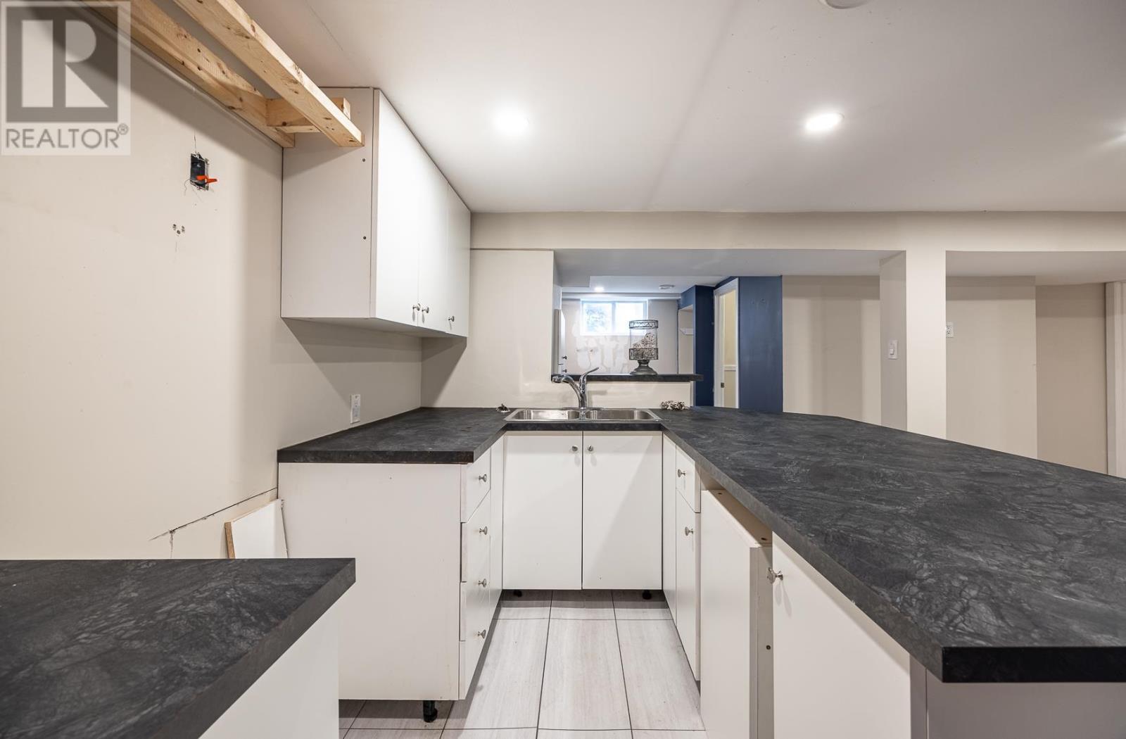 122 Lewis RD - 37