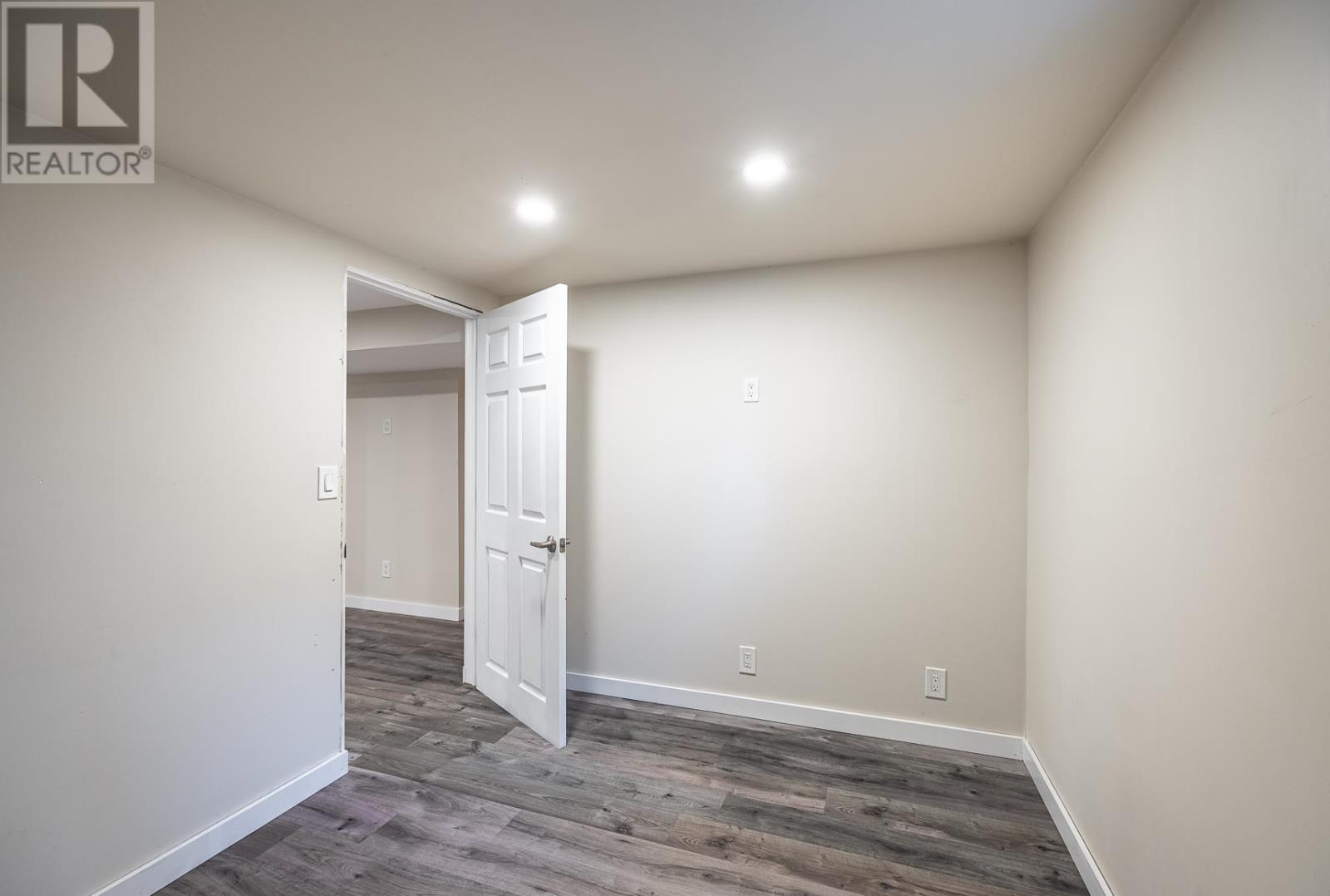 122 Lewis RD - 41