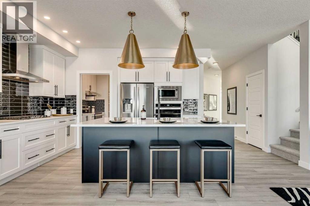 Listing photo – 440 Bridgeport Glen SW, Chestermere
