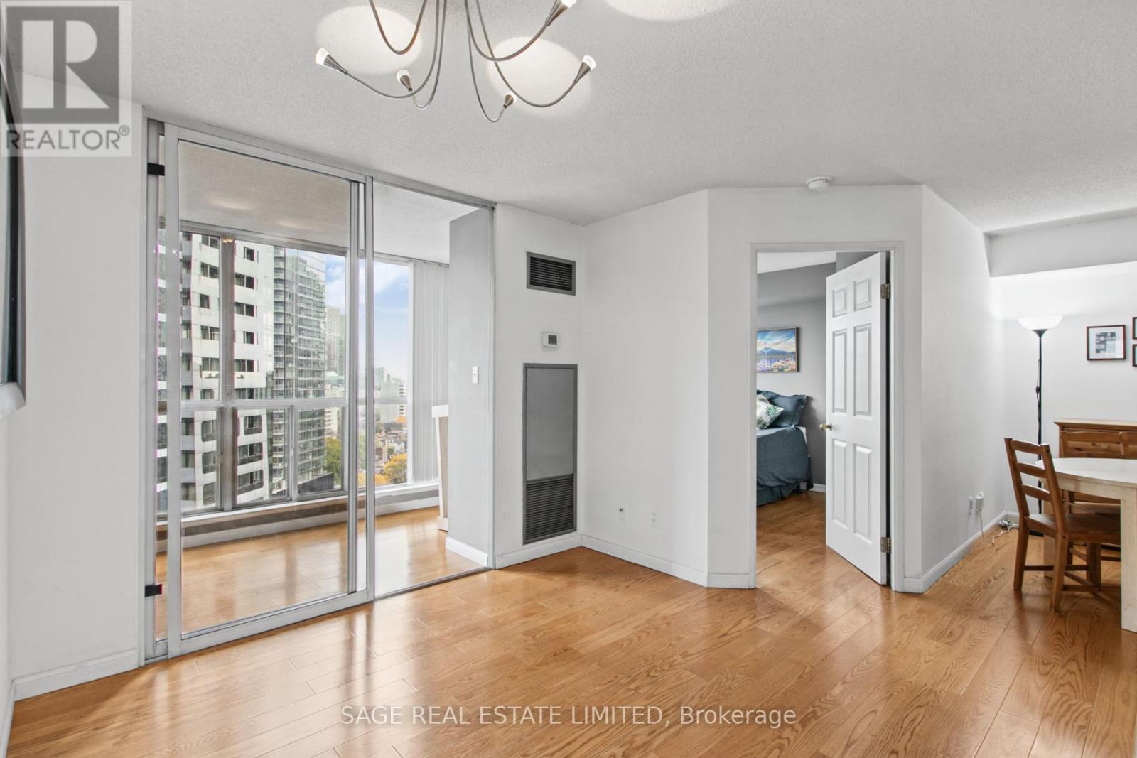 #1909 24 WELLESLEY STREET W - 15