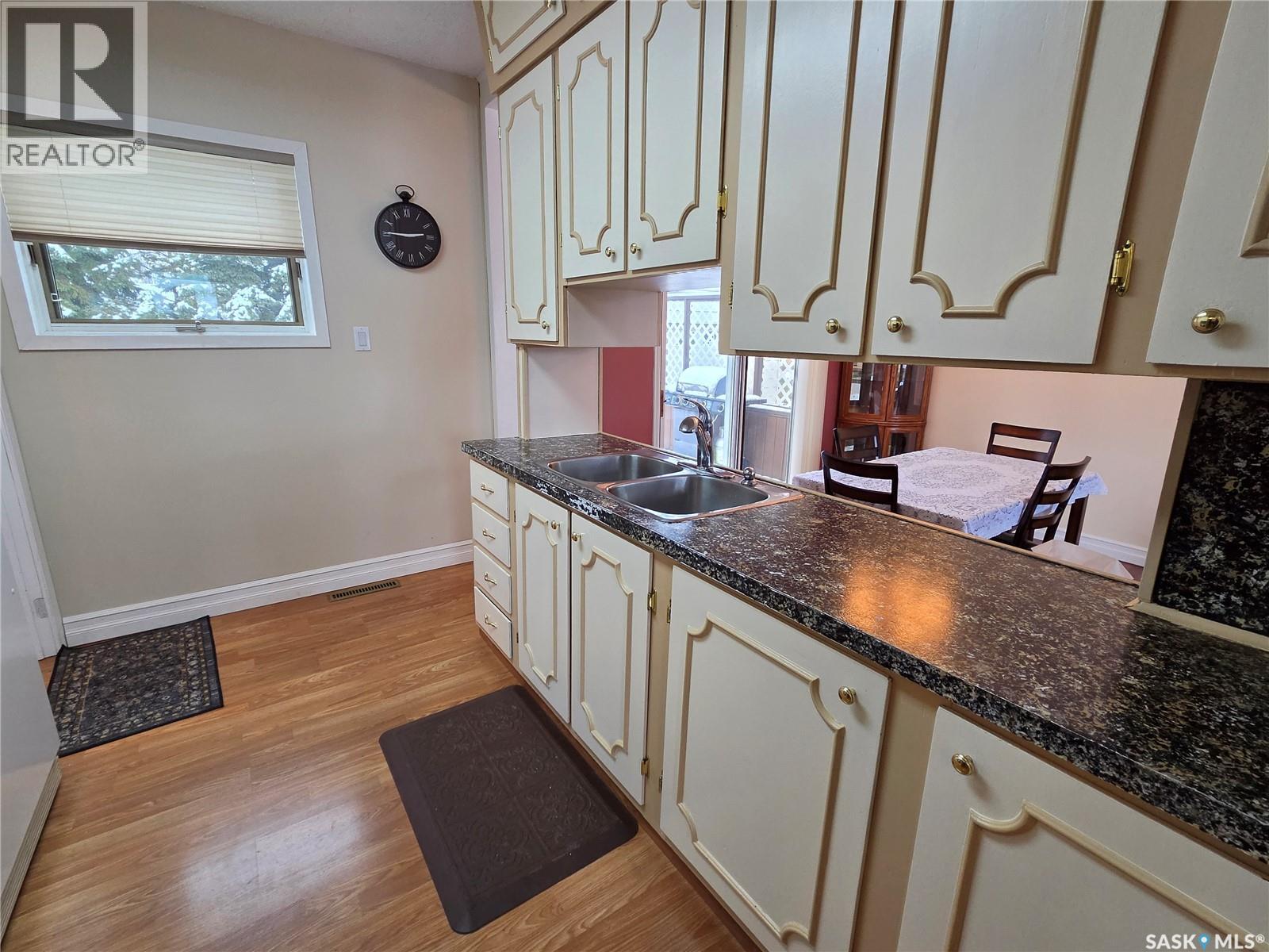 510 Lake STREET, Esterhazy — photo 16