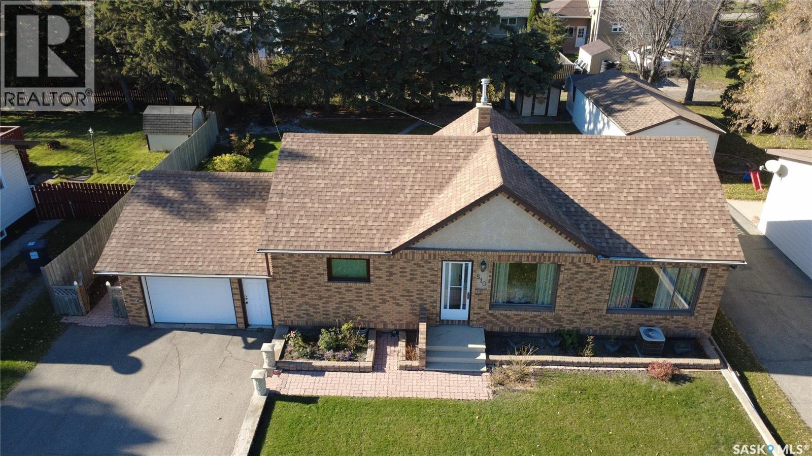 510 Lake STREET, Esterhazy — photo 3