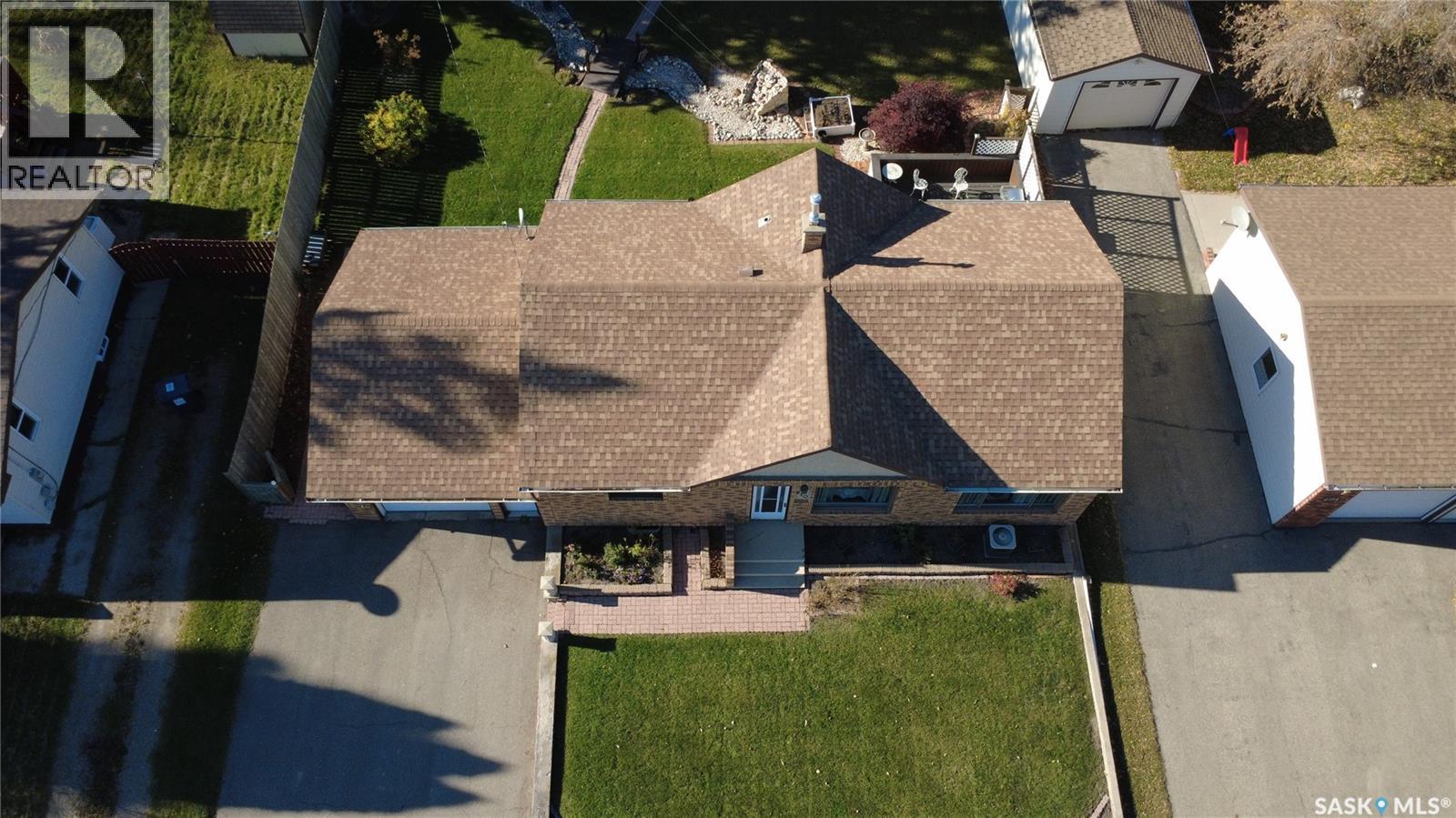 510 Lake STREET, Esterhazy — photo 4