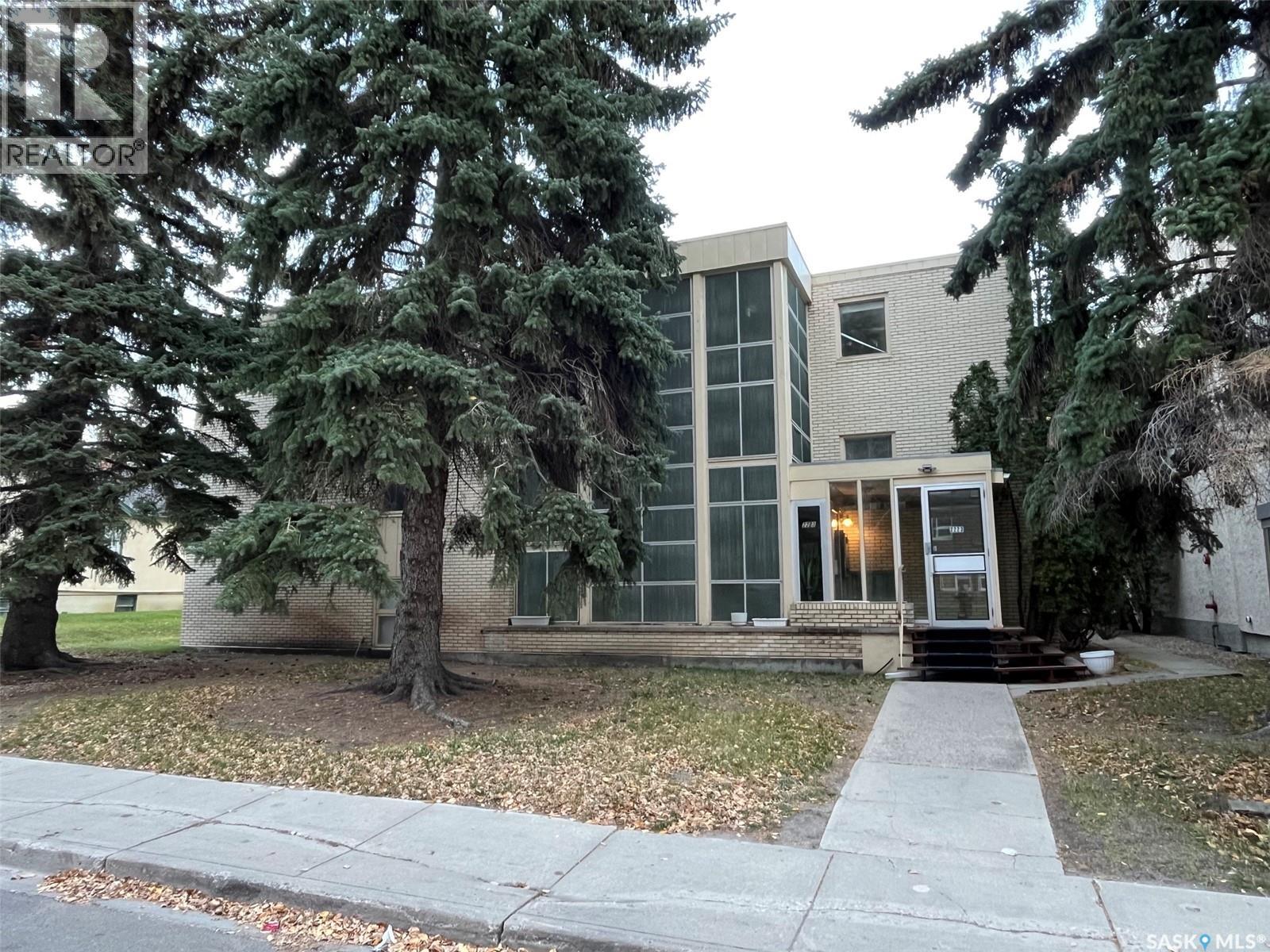 2223 McIntyre STREET, Regina