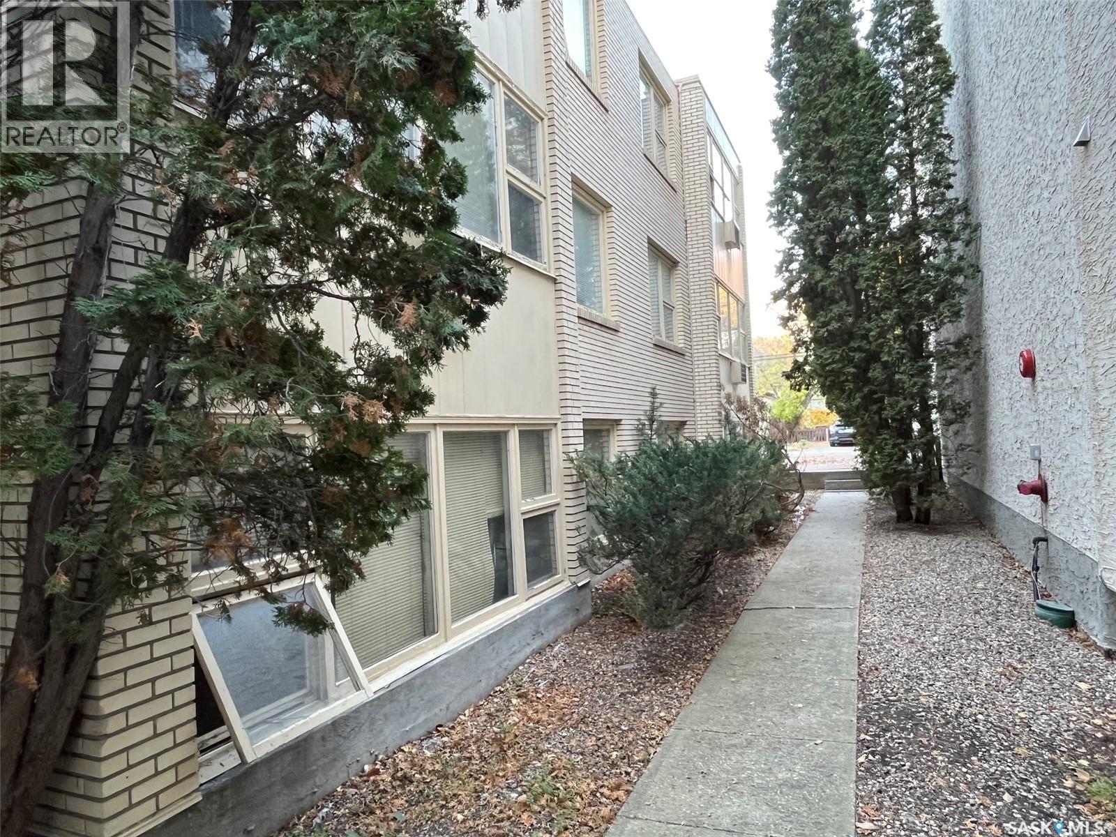 2223 McIntyre STREET, Regina — photo 3