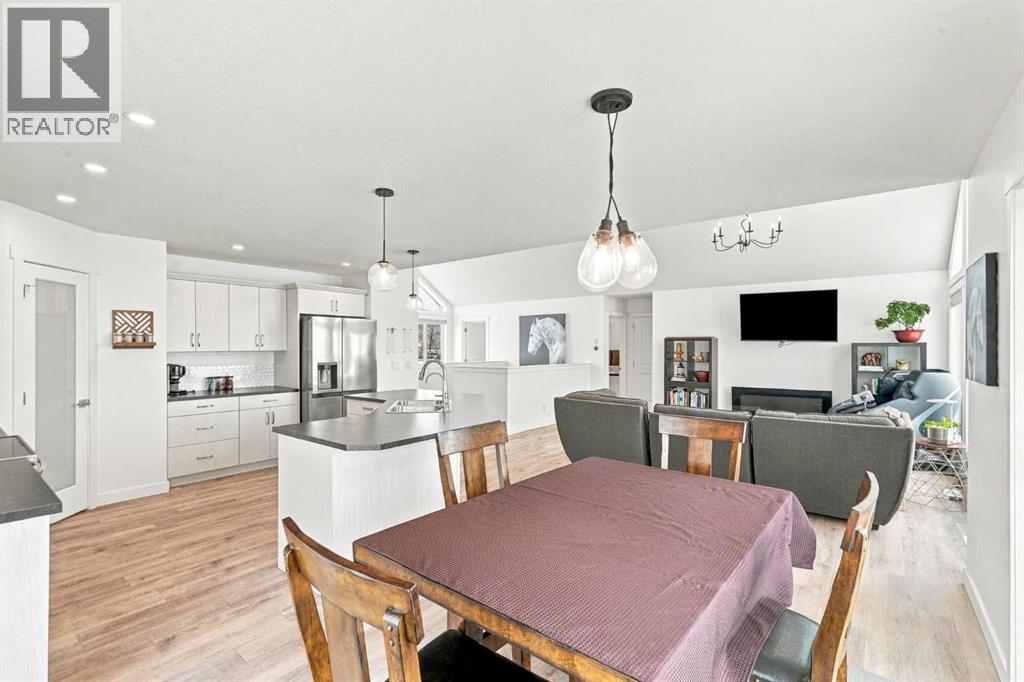 387076 2 Street W, Rural Foothills County — photo 15