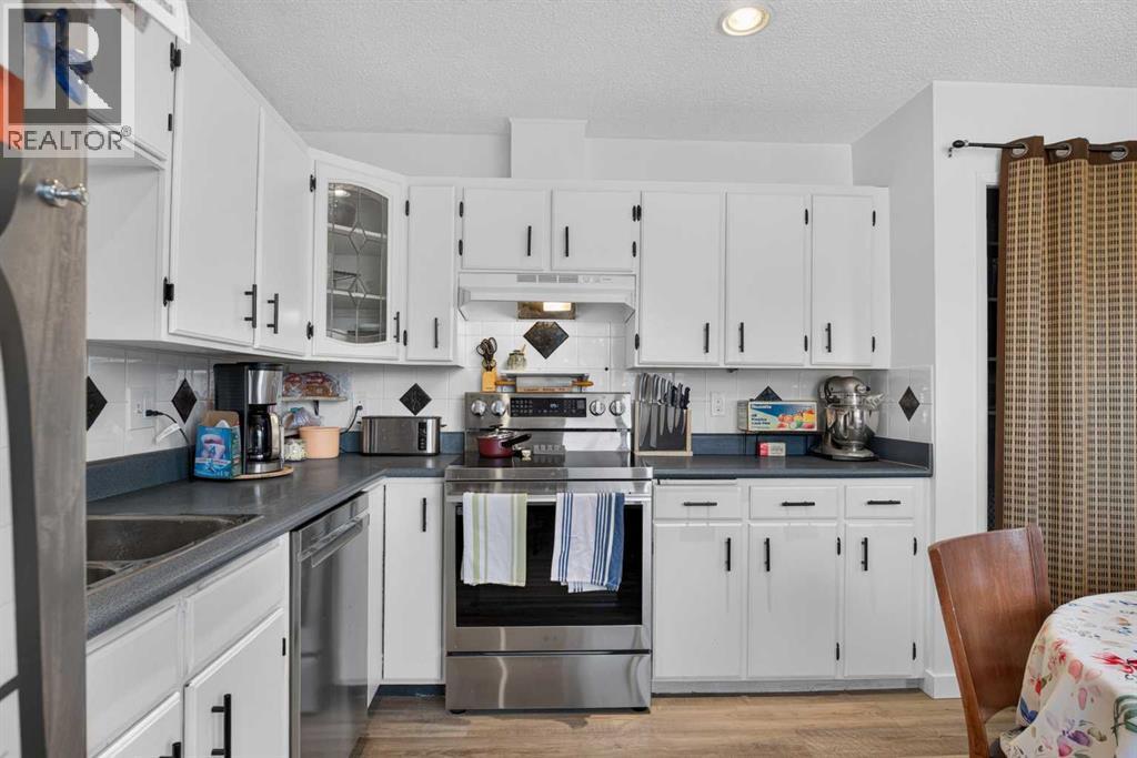 Property photograph 18 for MLS A2355109