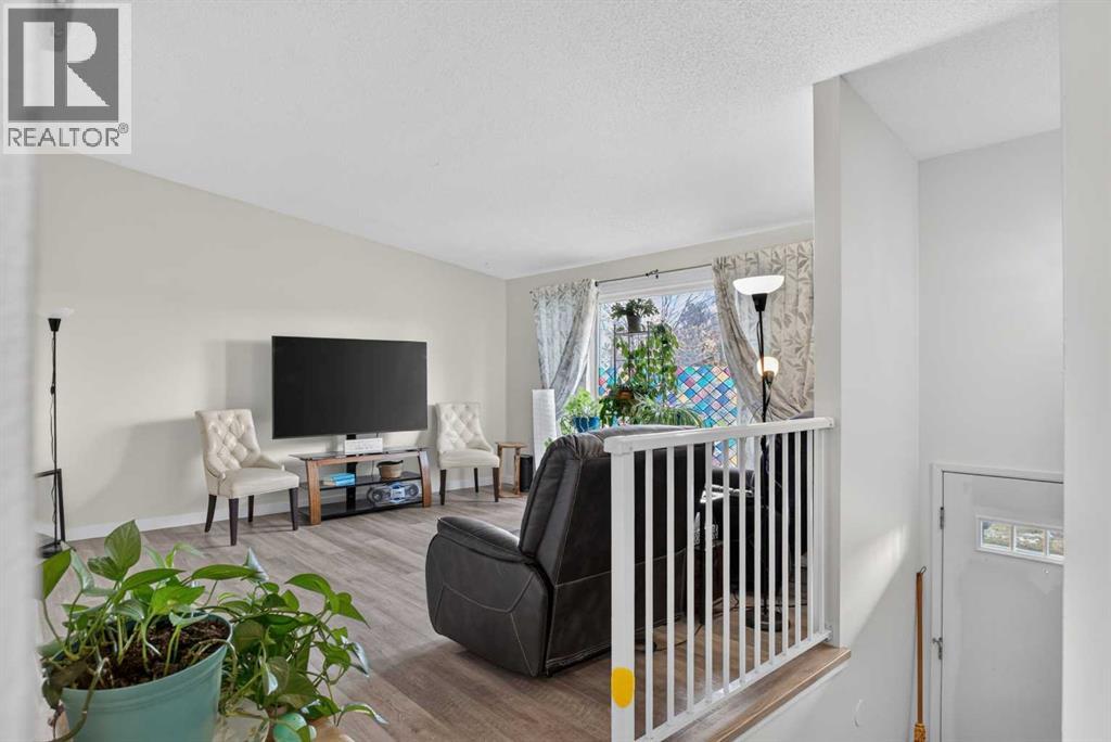 Property photograph 4 for MLS A2355109
