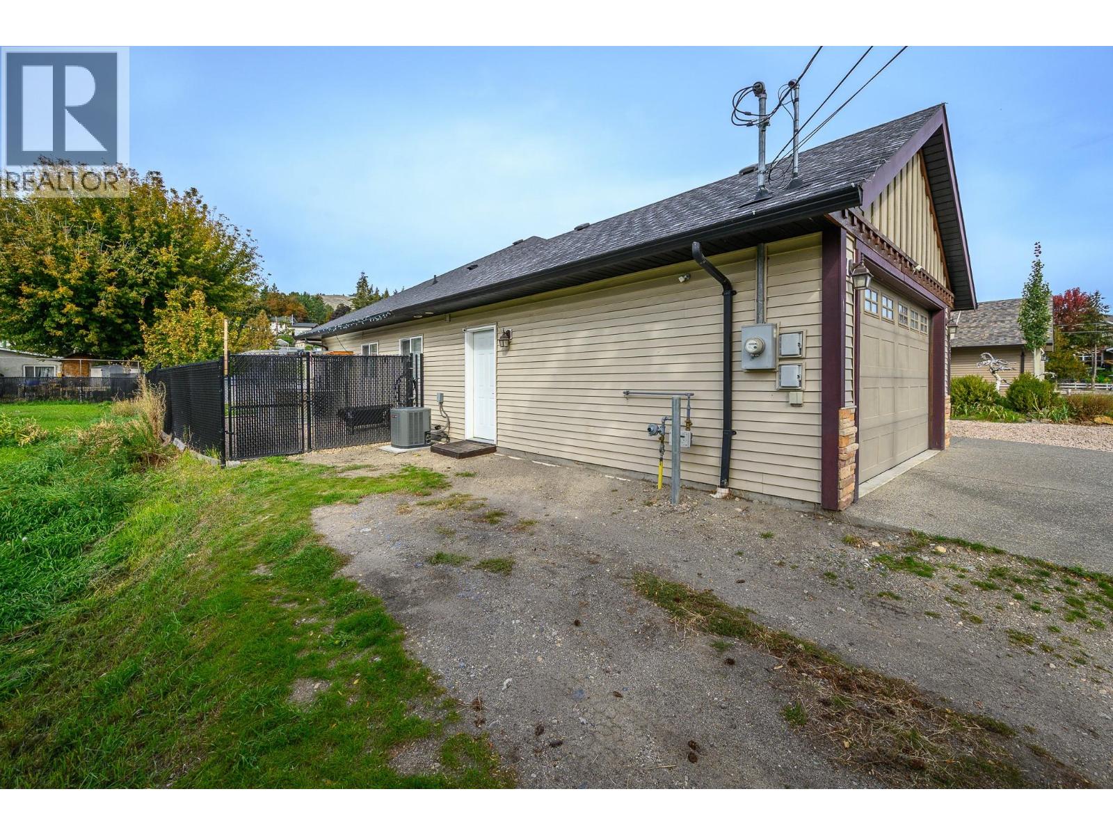 6665 Tronson Road, Vernon - Image 1
