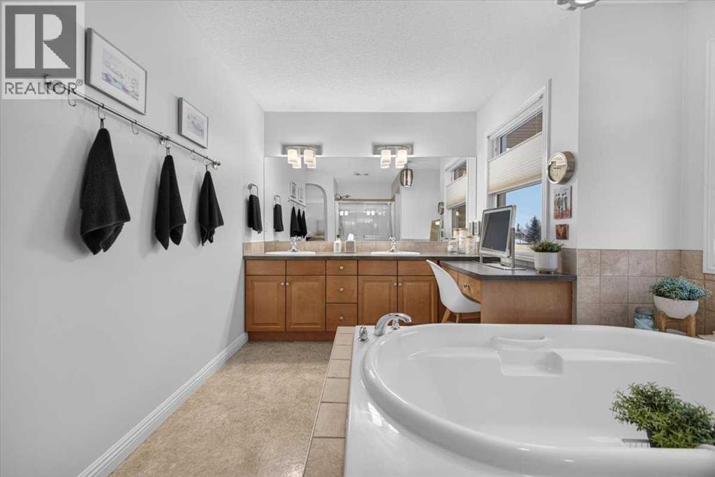 Property photograph 36 for MLS A2355206