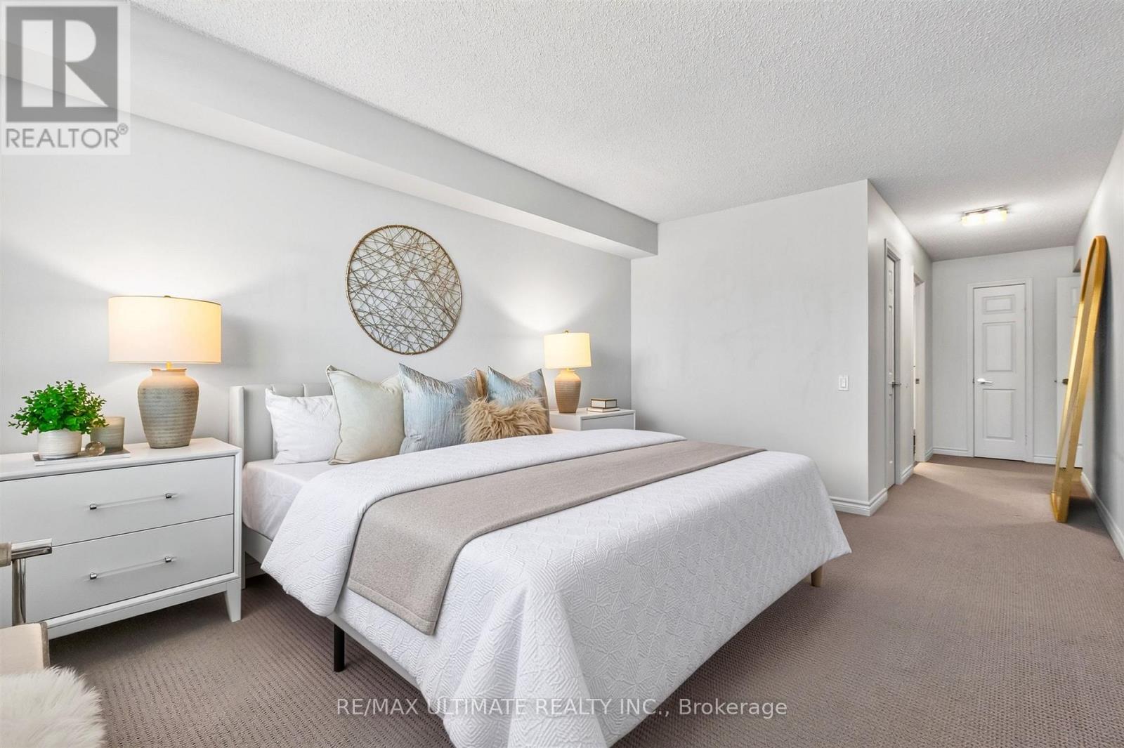 #808 8 COVINGTON ROAD - 20