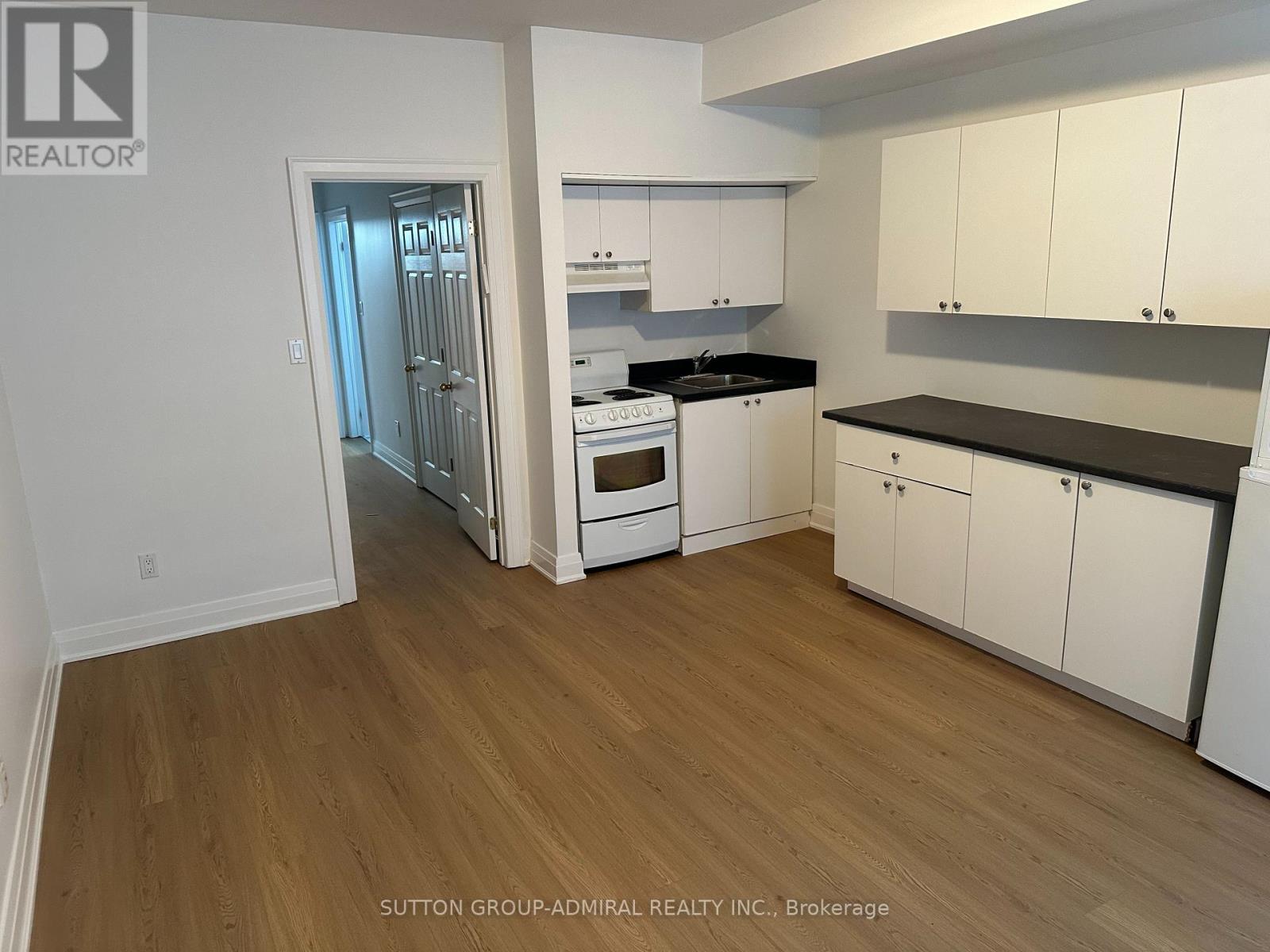 #14 757 SHEPPARD AVENUE W - 20