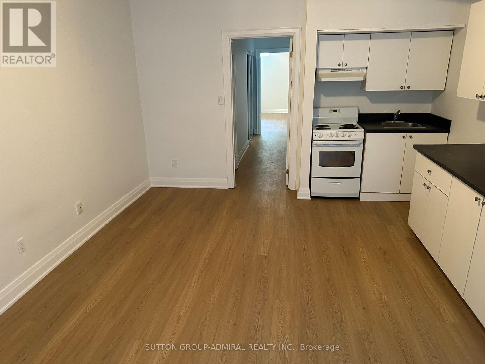 #14 757 SHEPPARD AVENUE W - 22