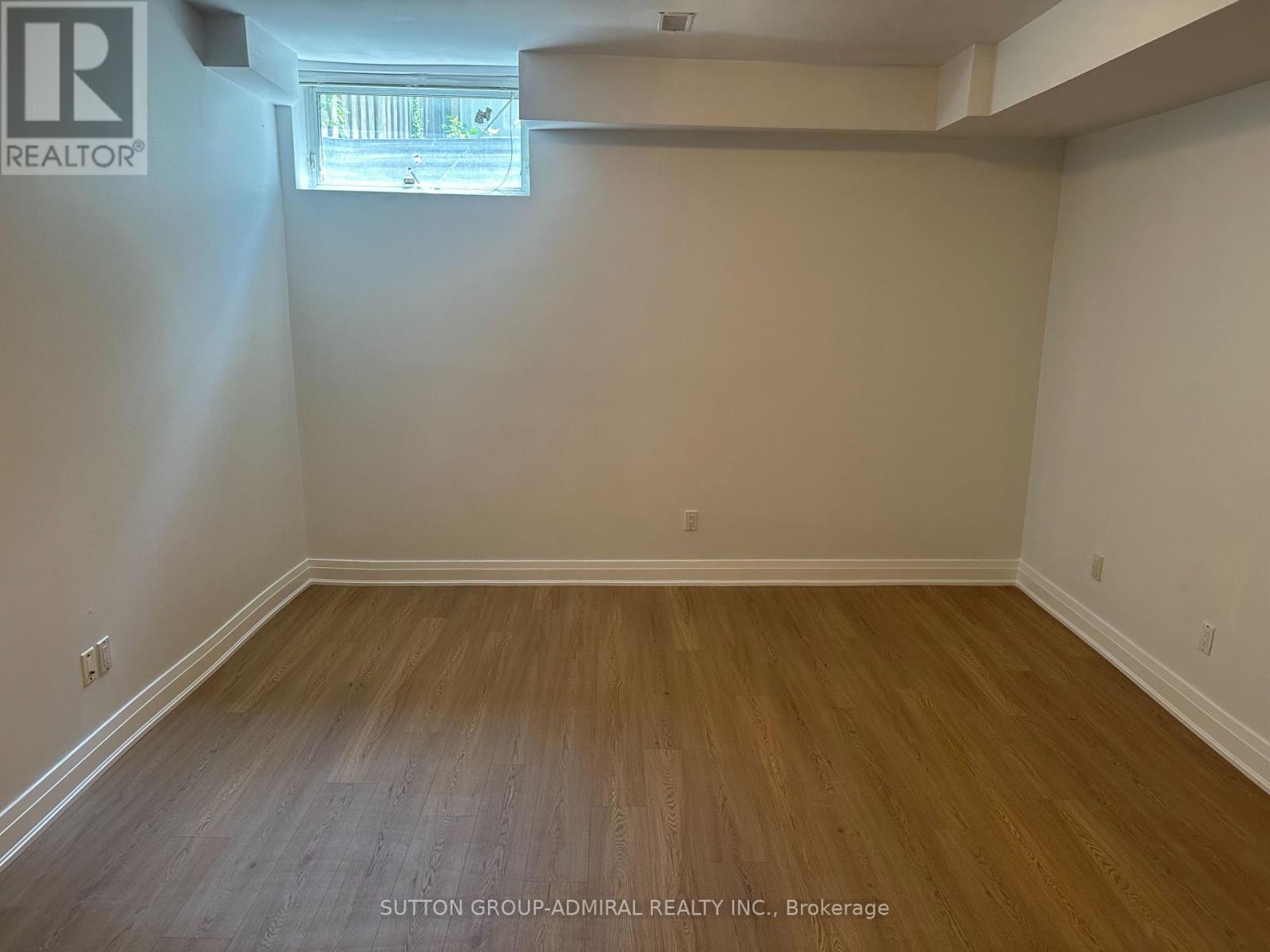 #14 757 SHEPPARD AVENUE W - 25