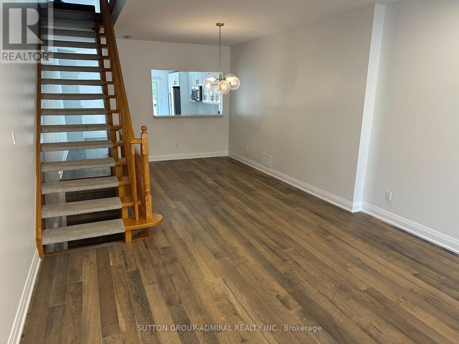 #14 757 SHEPPARD AVENUE W - 6