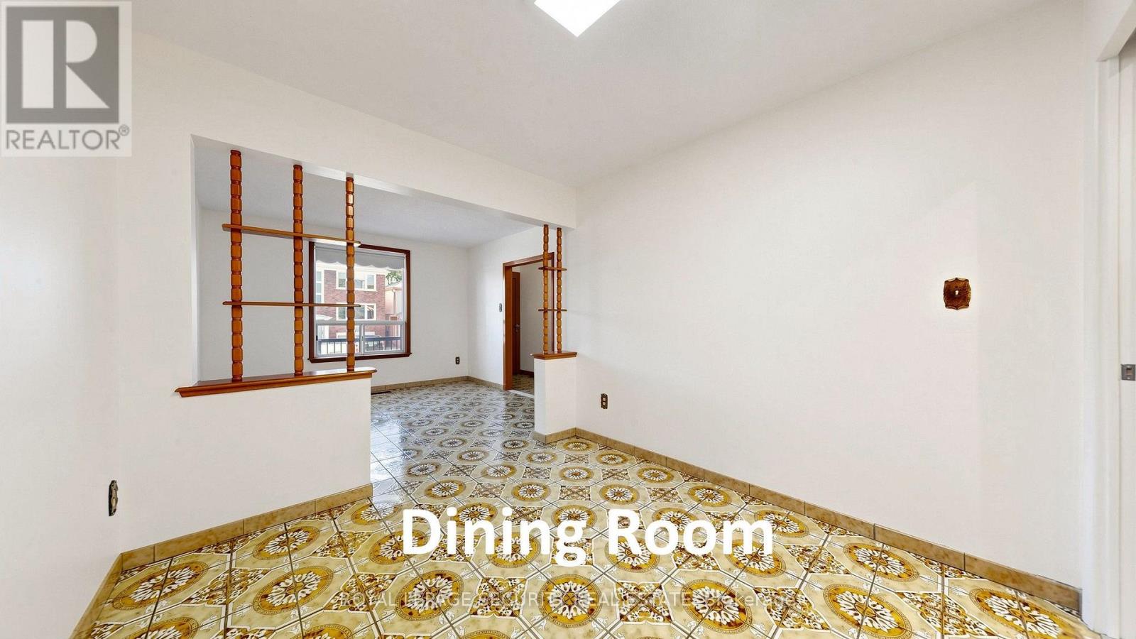 170 ROBINA AVENUE, Toronto (Oakwood Village) — photo 11