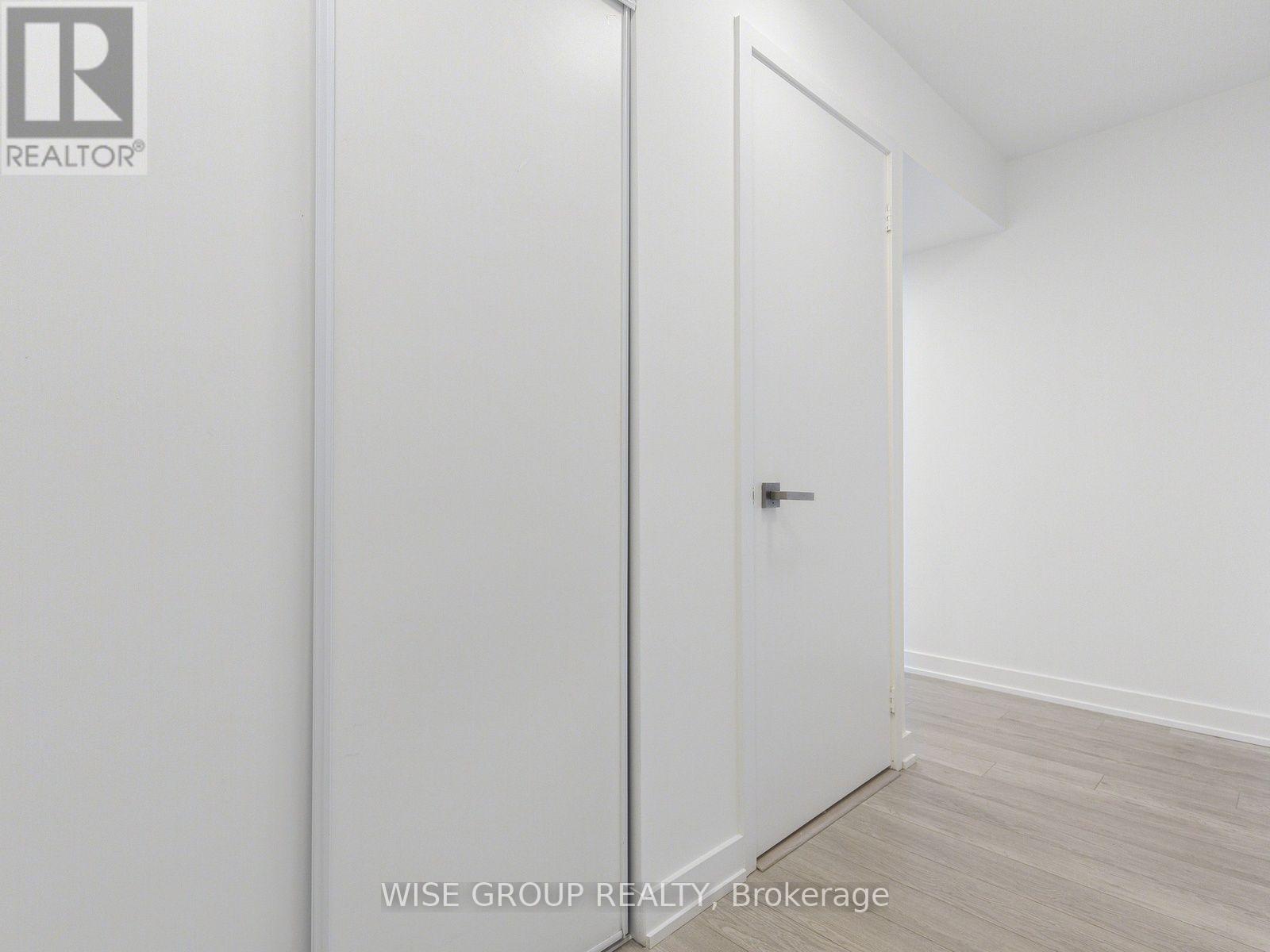 910 - 18 TRETTI WAY, Toronto (Clanton Park) — photo 11