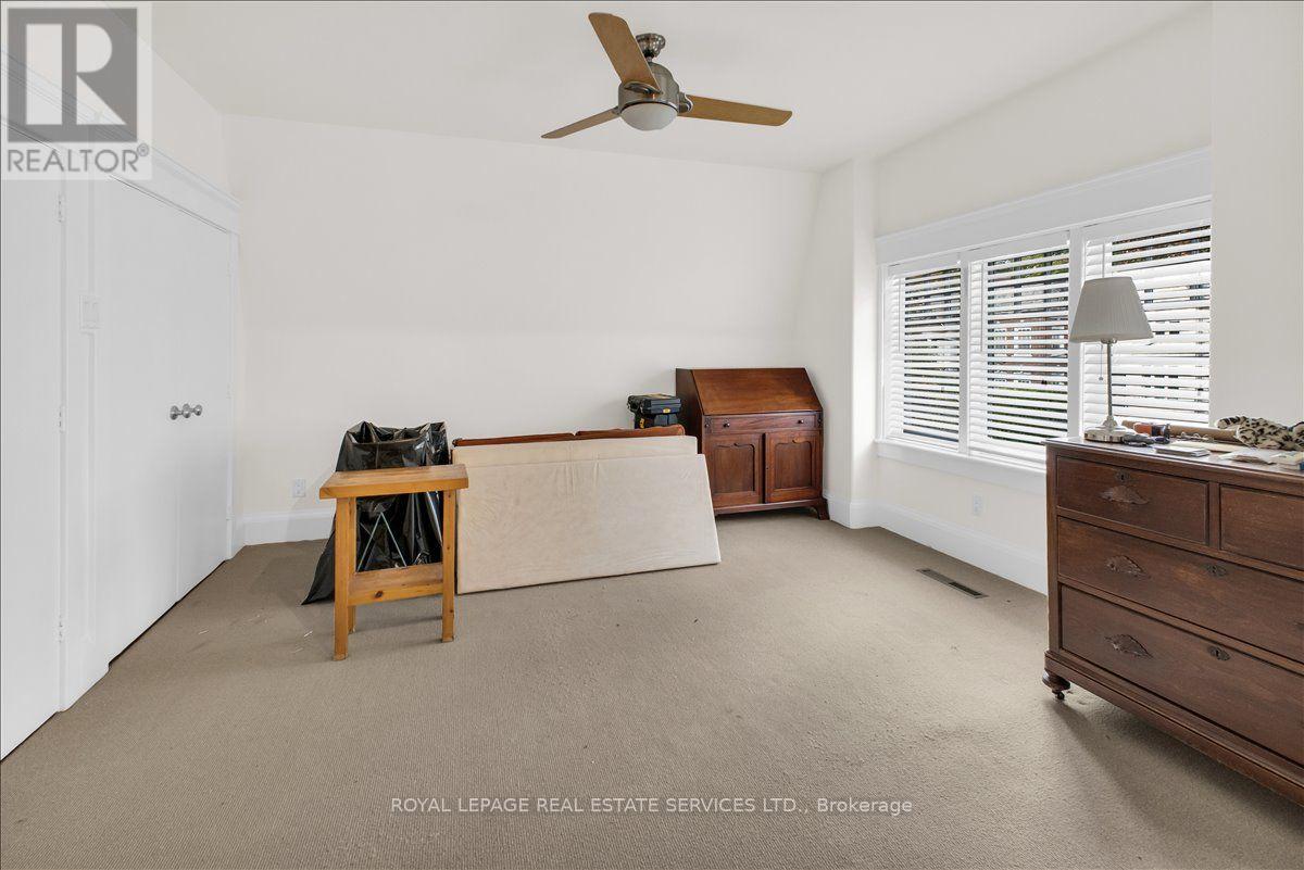47 GORMLEY AVENUE - 19