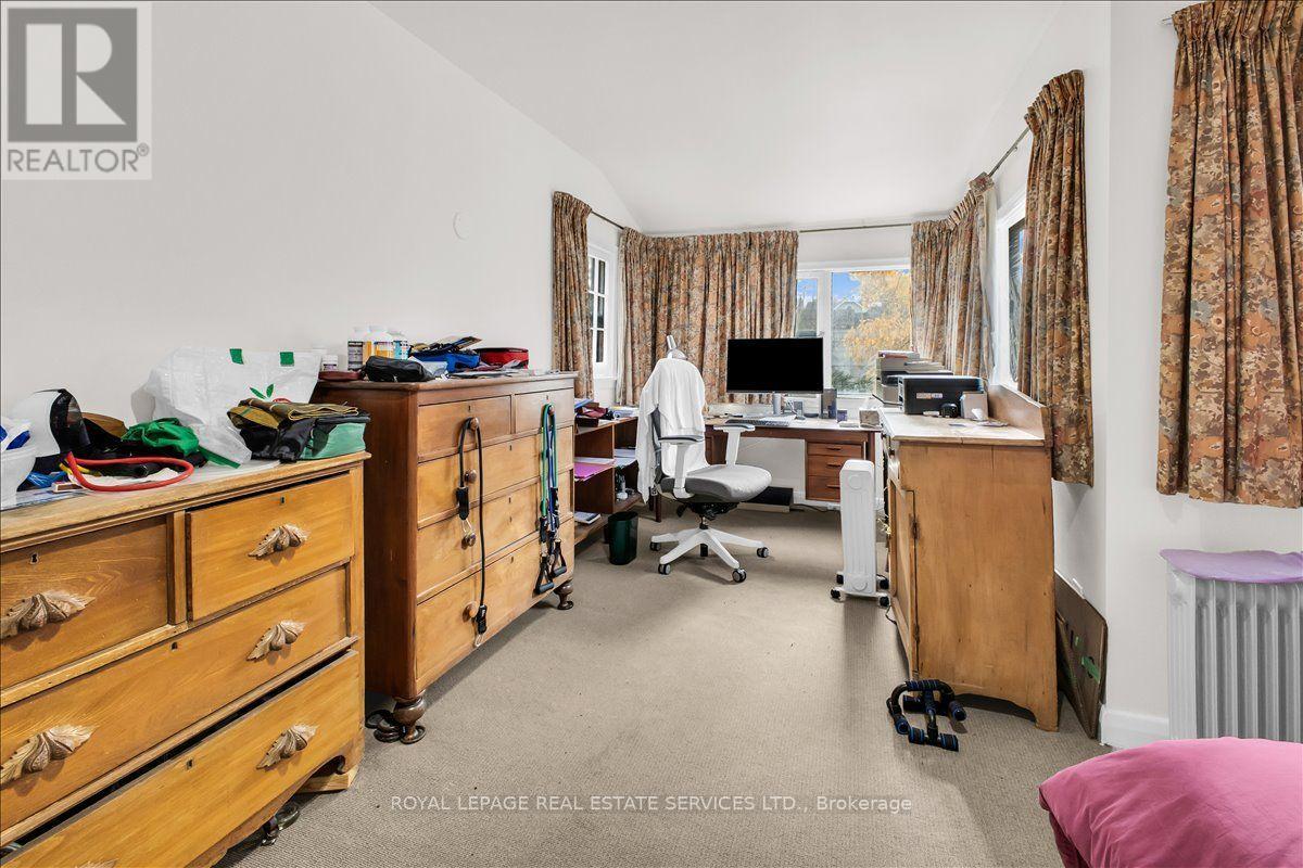 47 GORMLEY AVENUE - 23