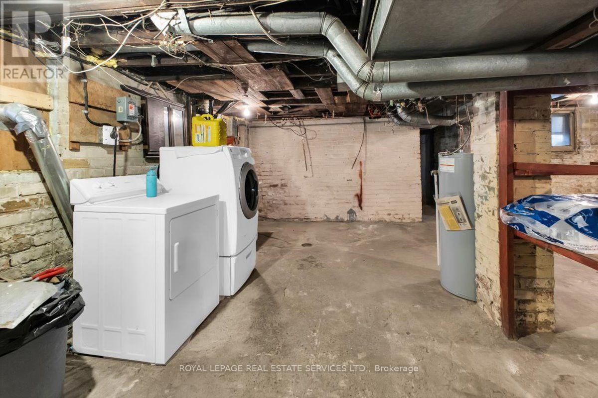 47 GORMLEY AVENUE - 31
